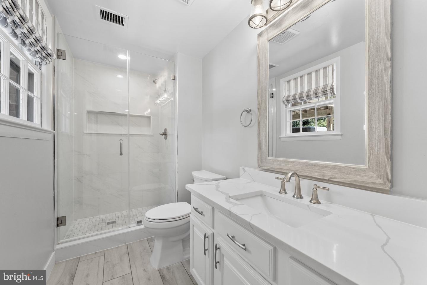 9208 PEABODY ST, MANASSAS, Virginia 20110, 6 Bedrooms Bedrooms, ,3 BathroomsBathrooms,Residential,For sale,9208 PEABODY ST,VAMN2008226 MLS # VAMN2008226
