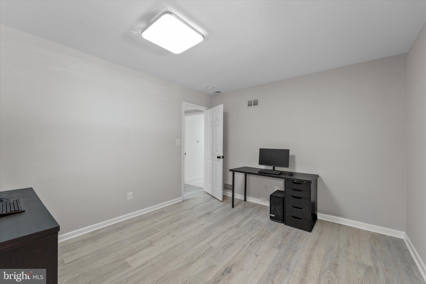9208 PEABODY ST, MANASSAS, Virginia 20110, 6 Bedrooms Bedrooms, ,3 BathroomsBathrooms,Residential,For sale,9208 PEABODY ST,VAMN2008226 MLS # VAMN2008226