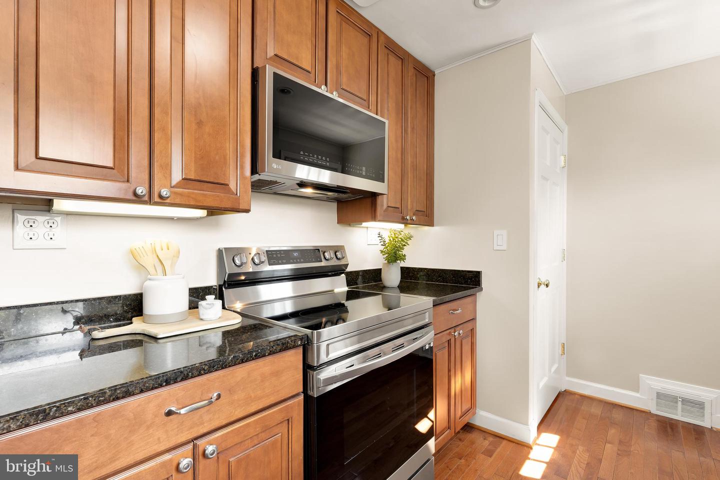 3225 DYE DR, FALLS CHURCH, Virginia 22042, 4 Bedrooms Bedrooms, ,2 BathroomsBathrooms,Residential,For sale,3225 DYE DR,VAFX2236862 MLS # VAFX2236862
