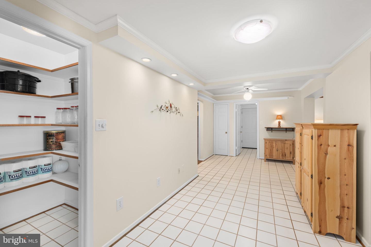 8220 SMITHFIELD AVE, SPRINGFIELD, Virginia 22152, 5 Bedrooms Bedrooms, ,4 BathroomsBathrooms,Residential,For sale,8220 SMITHFIELD AVE,VAFX2236962 MLS # VAFX2236962