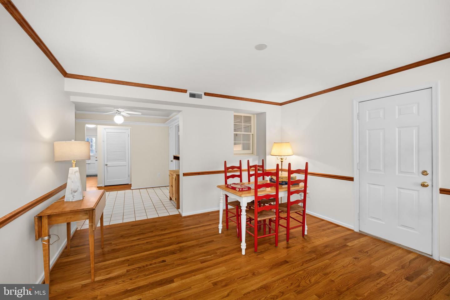 8220 SMITHFIELD AVE, SPRINGFIELD, Virginia 22152, 5 Bedrooms Bedrooms, ,4 BathroomsBathrooms,Residential,For sale,8220 SMITHFIELD AVE,VAFX2236962 MLS # VAFX2236962
