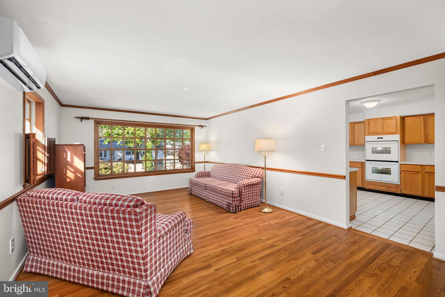 8220 SMITHFIELD AVE, SPRINGFIELD, Virginia 22152, 5 Bedrooms Bedrooms, ,4 BathroomsBathrooms,Residential,For sale,8220 SMITHFIELD AVE,VAFX2236962 MLS # VAFX2236962