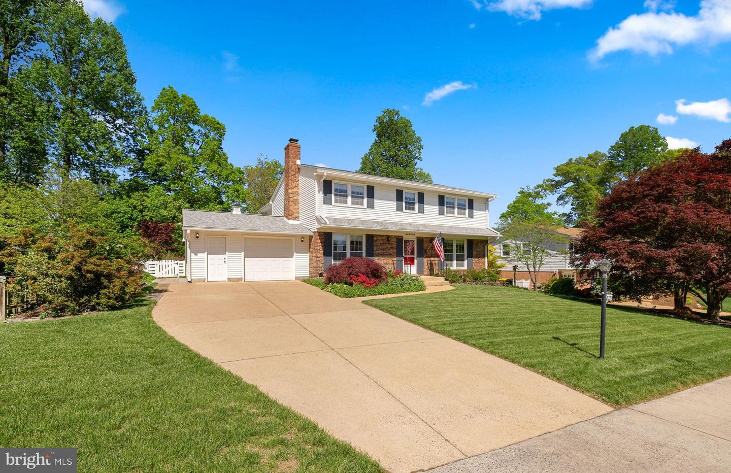 8220 SMITHFIELD AVE, SPRINGFIELD, Virginia 22152, 5 Bedrooms Bedrooms, ,4 BathroomsBathrooms,Residential,For sale,8220 SMITHFIELD AVE,VAFX2236962 MLS # VAFX2236962