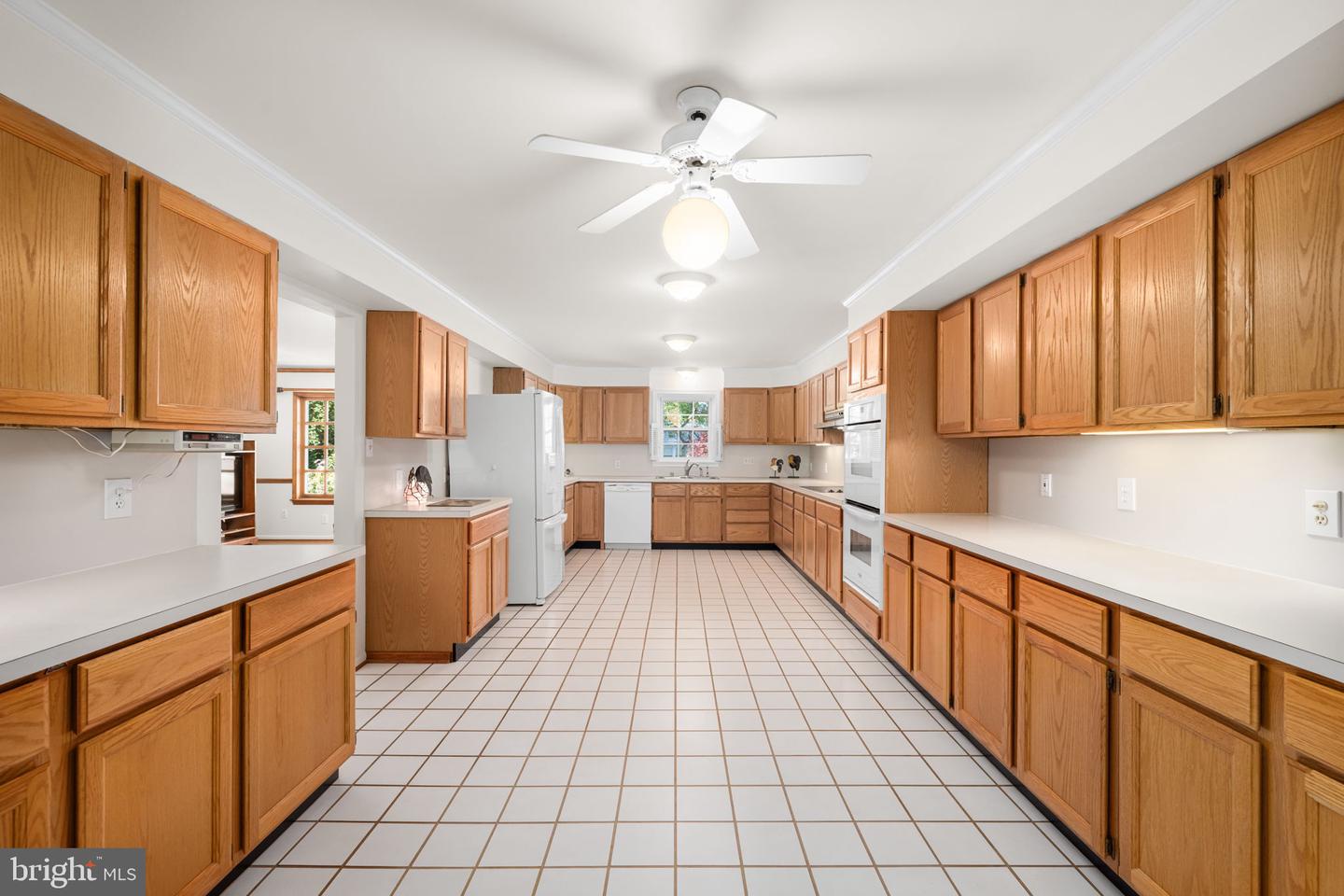 8220 SMITHFIELD AVE, SPRINGFIELD, Virginia 22152, 5 Bedrooms Bedrooms, ,4 BathroomsBathrooms,Residential,For sale,8220 SMITHFIELD AVE,VAFX2236962 MLS # VAFX2236962