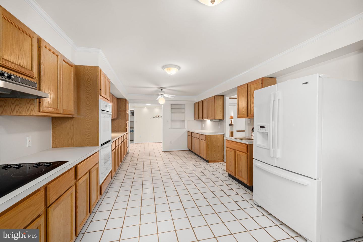 8220 SMITHFIELD AVE, SPRINGFIELD, Virginia 22152, 5 Bedrooms Bedrooms, ,4 BathroomsBathrooms,Residential,For sale,8220 SMITHFIELD AVE,VAFX2236962 MLS # VAFX2236962