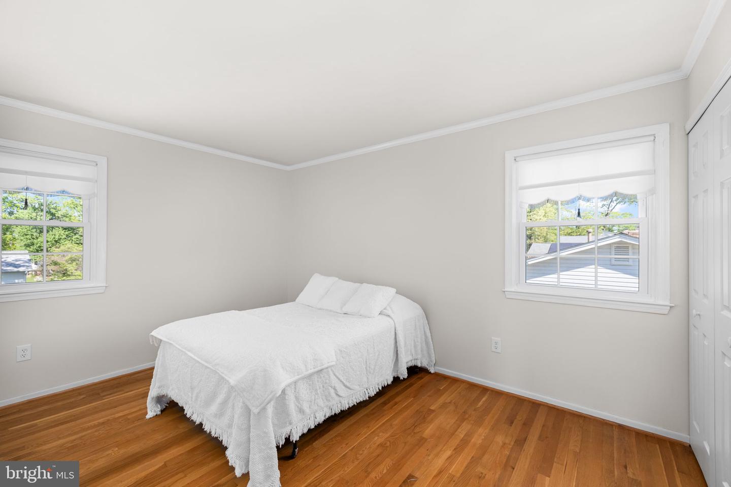8220 SMITHFIELD AVE, SPRINGFIELD, Virginia 22152, 5 Bedrooms Bedrooms, ,4 BathroomsBathrooms,Residential,For sale,8220 SMITHFIELD AVE,VAFX2236962 MLS # VAFX2236962