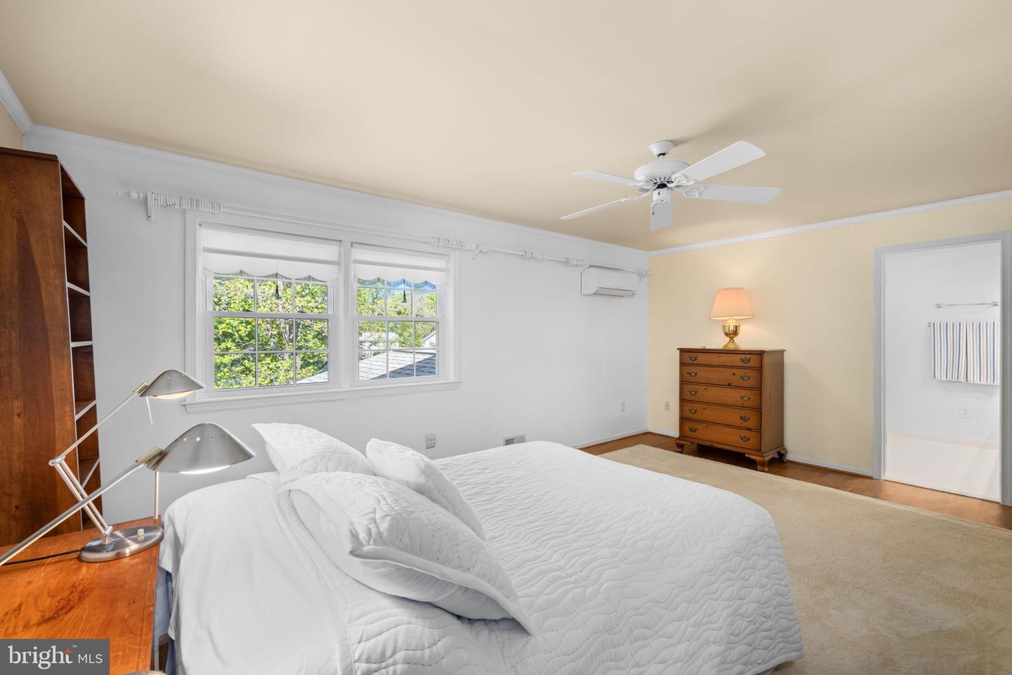 8220 SMITHFIELD AVE, SPRINGFIELD, Virginia 22152, 5 Bedrooms Bedrooms, ,4 BathroomsBathrooms,Residential,For sale,8220 SMITHFIELD AVE,VAFX2236962 MLS # VAFX2236962