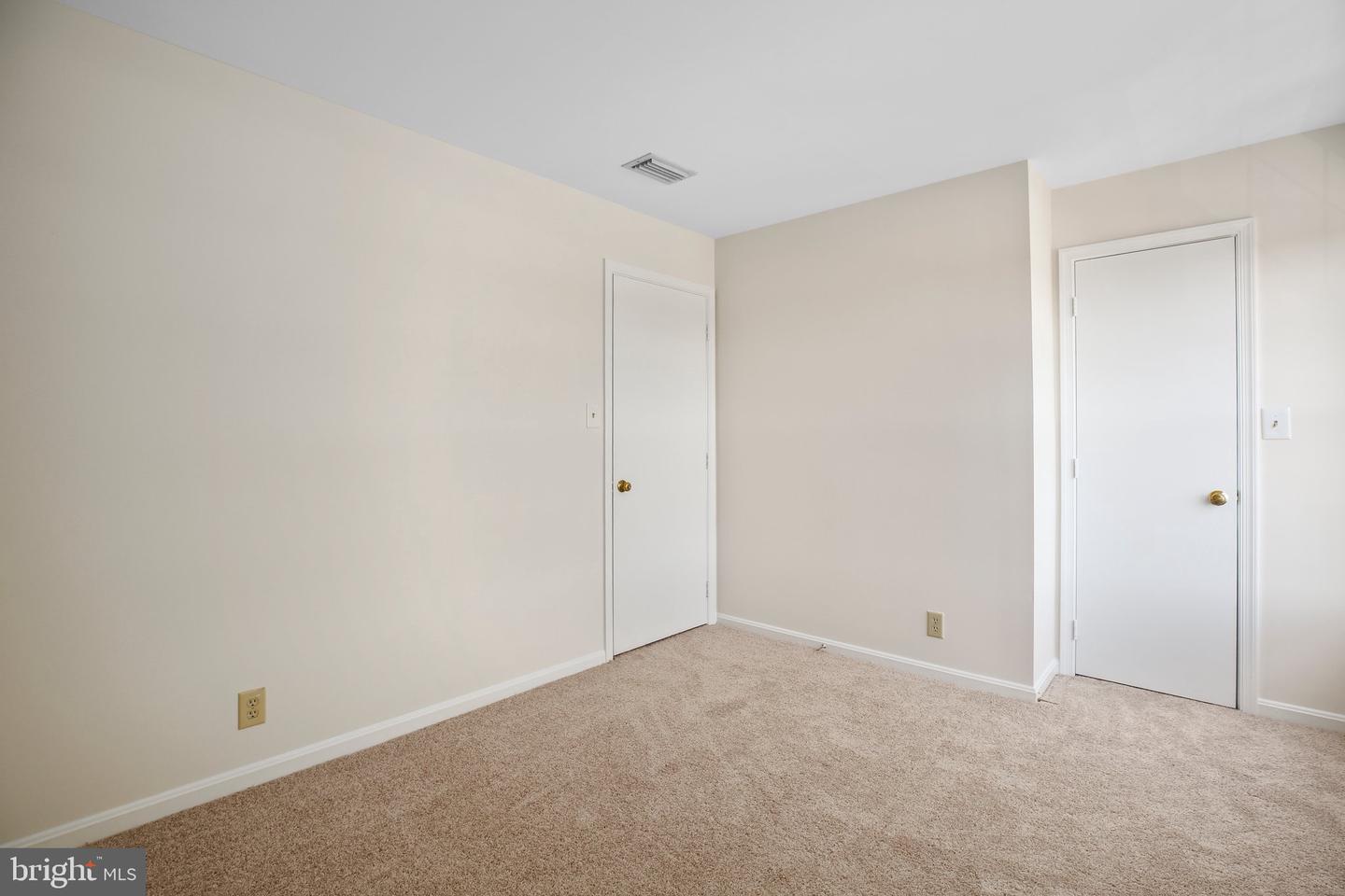 102 PICADILLY LN #201, STAFFORD, Virginia 22556, 2 Bedrooms Bedrooms, ,2 BathroomsBathrooms,Residential,For sale,102 PICADILLY LN #201,VAST2038250 MLS # VAST2038250