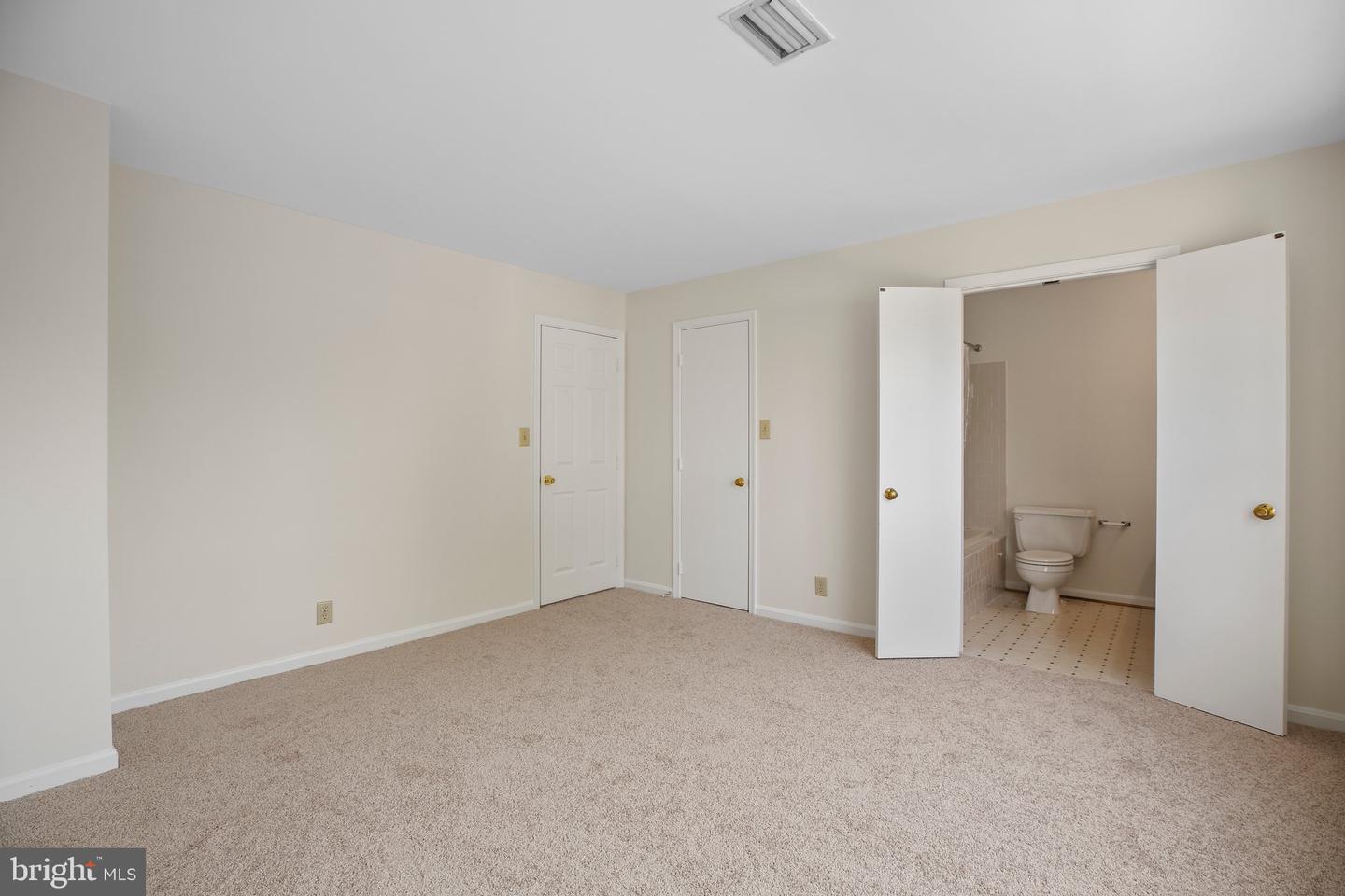102 PICADILLY LN #201, STAFFORD, Virginia 22556, 2 Bedrooms Bedrooms, ,2 BathroomsBathrooms,Residential,For sale,102 PICADILLY LN #201,VAST2038250 MLS # VAST2038250