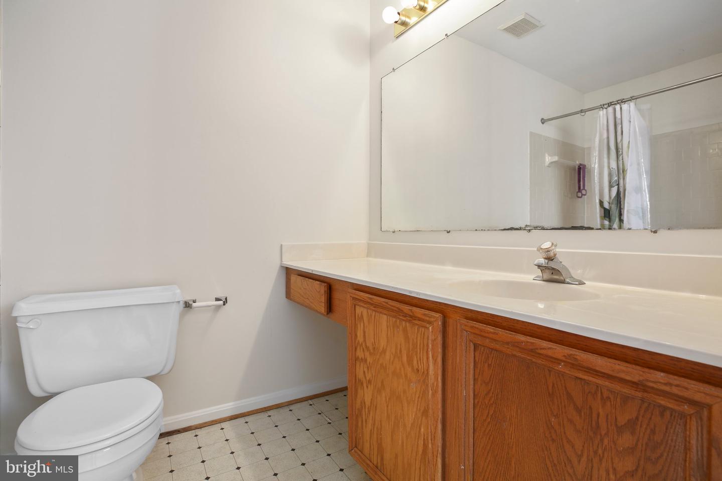 102 PICADILLY LN #201, STAFFORD, Virginia 22556, 2 Bedrooms Bedrooms, ,2 BathroomsBathrooms,Residential,For sale,102 PICADILLY LN #201,VAST2038250 MLS # VAST2038250