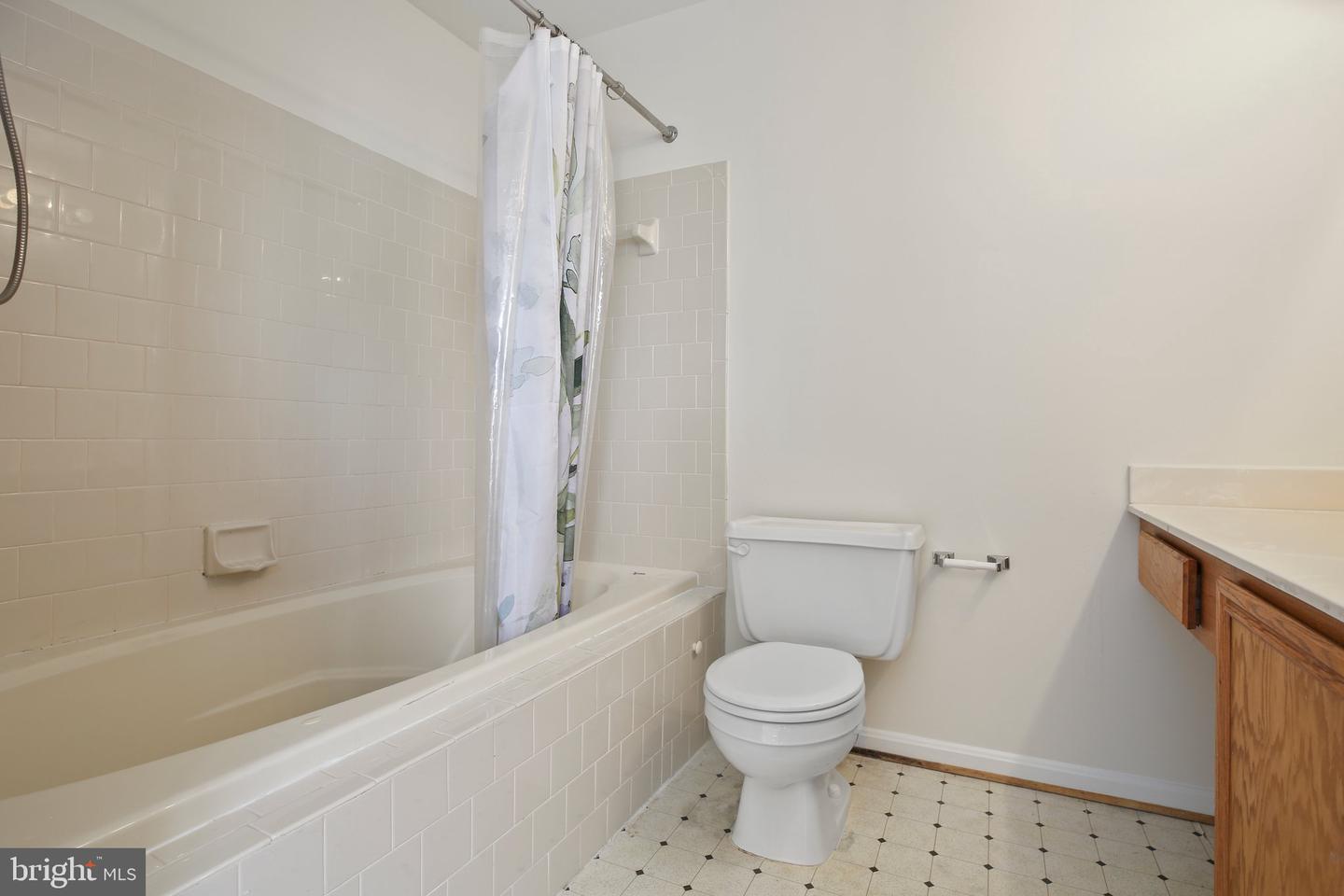 102 PICADILLY LN #201, STAFFORD, Virginia 22556, 2 Bedrooms Bedrooms, ,2 BathroomsBathrooms,Residential,For sale,102 PICADILLY LN #201,VAST2038250 MLS # VAST2038250