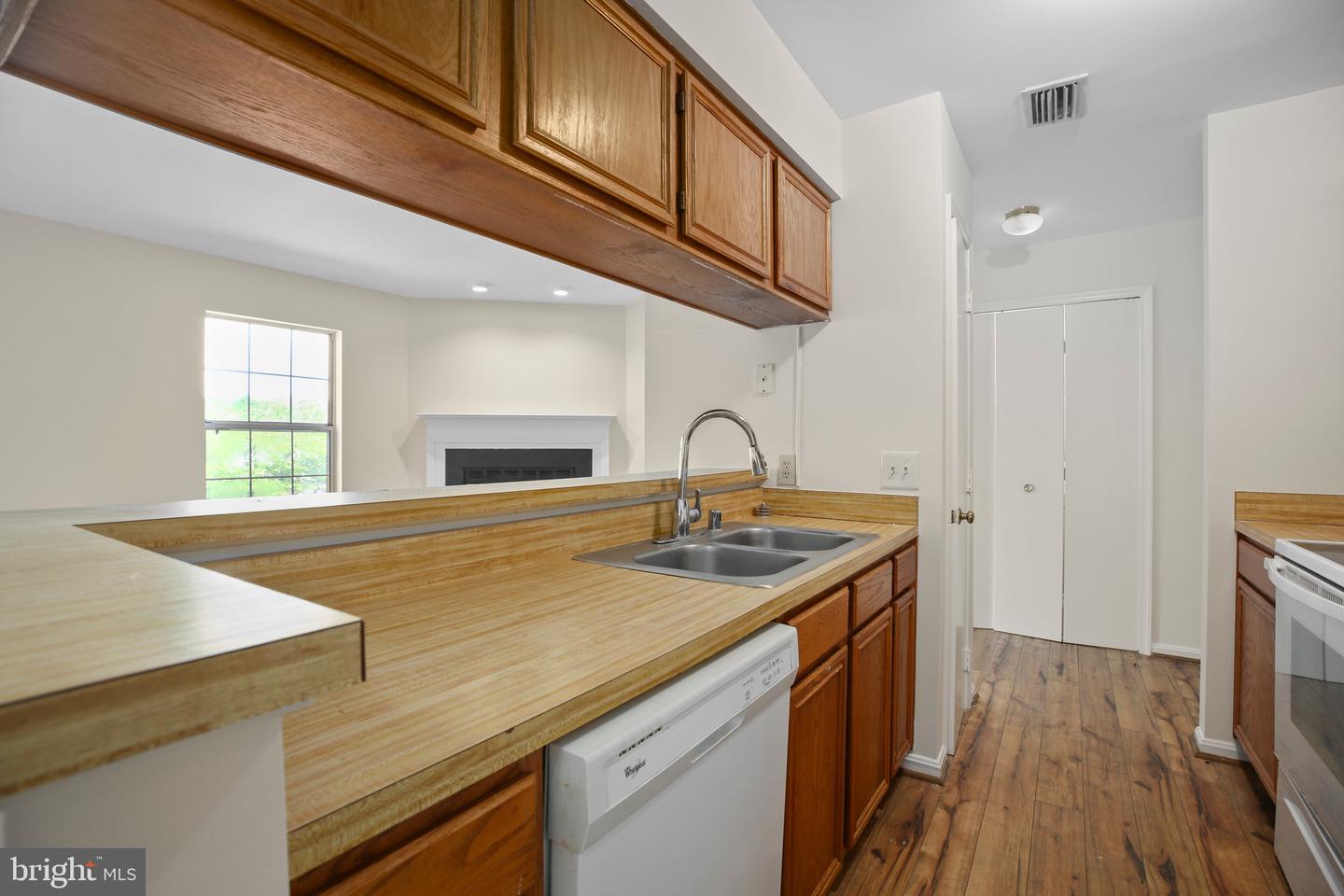 102 PICADILLY LN #201, STAFFORD, Virginia 22556, 2 Bedrooms Bedrooms, ,2 BathroomsBathrooms,Residential,For sale,102 PICADILLY LN #201,VAST2038250 MLS # VAST2038250