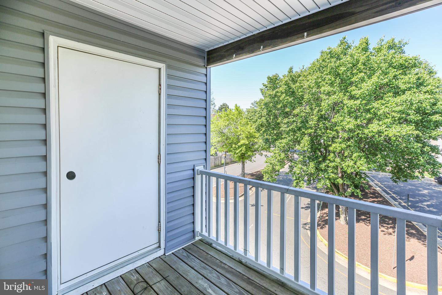 102 PICADILLY LN #201, STAFFORD, Virginia 22556, 2 Bedrooms Bedrooms, ,2 BathroomsBathrooms,Residential,For sale,102 PICADILLY LN #201,VAST2038250 MLS # VAST2038250