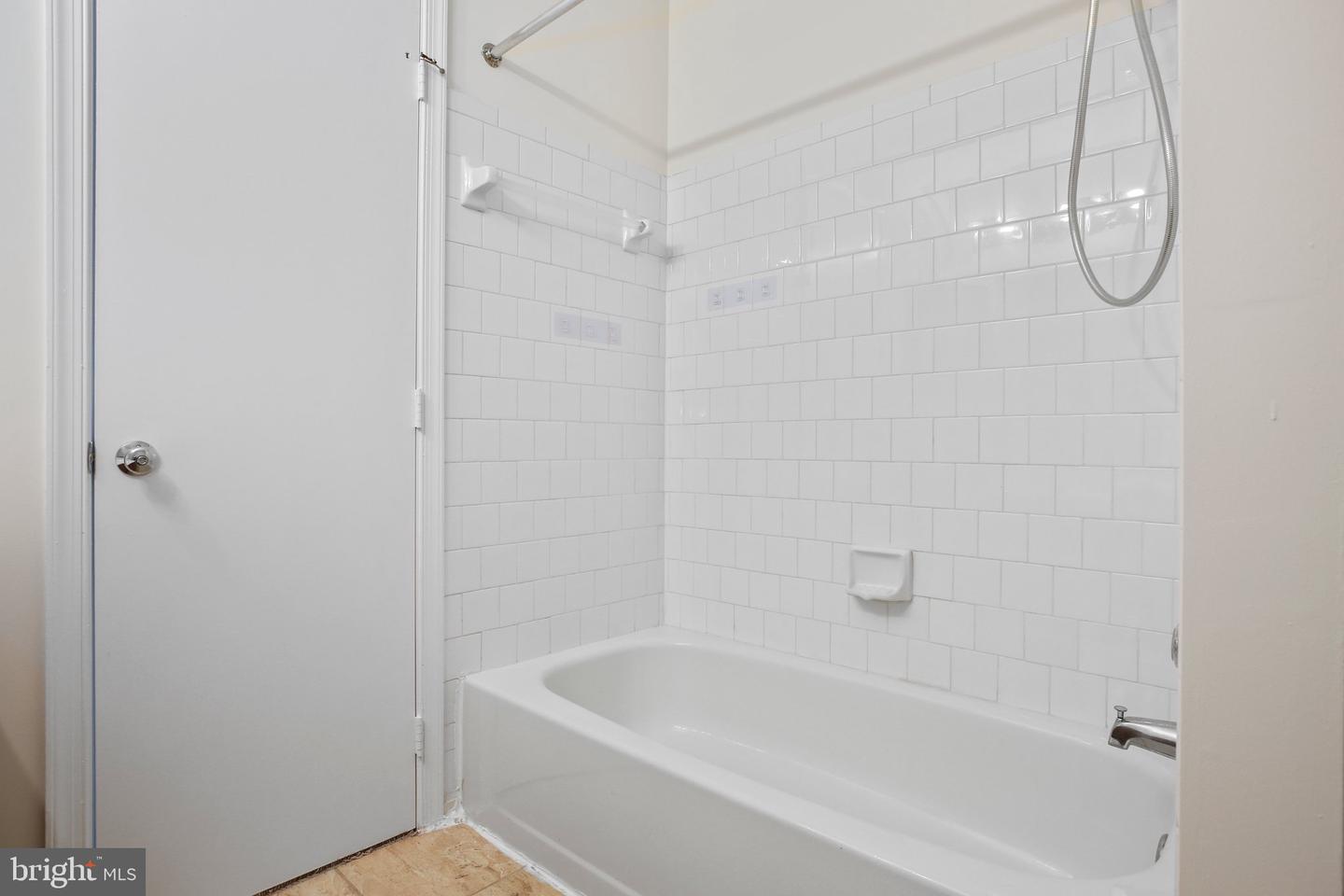 102 PICADILLY LN #201, STAFFORD, Virginia 22556, 2 Bedrooms Bedrooms, ,2 BathroomsBathrooms,Residential,For sale,102 PICADILLY LN #201,VAST2038250 MLS # VAST2038250