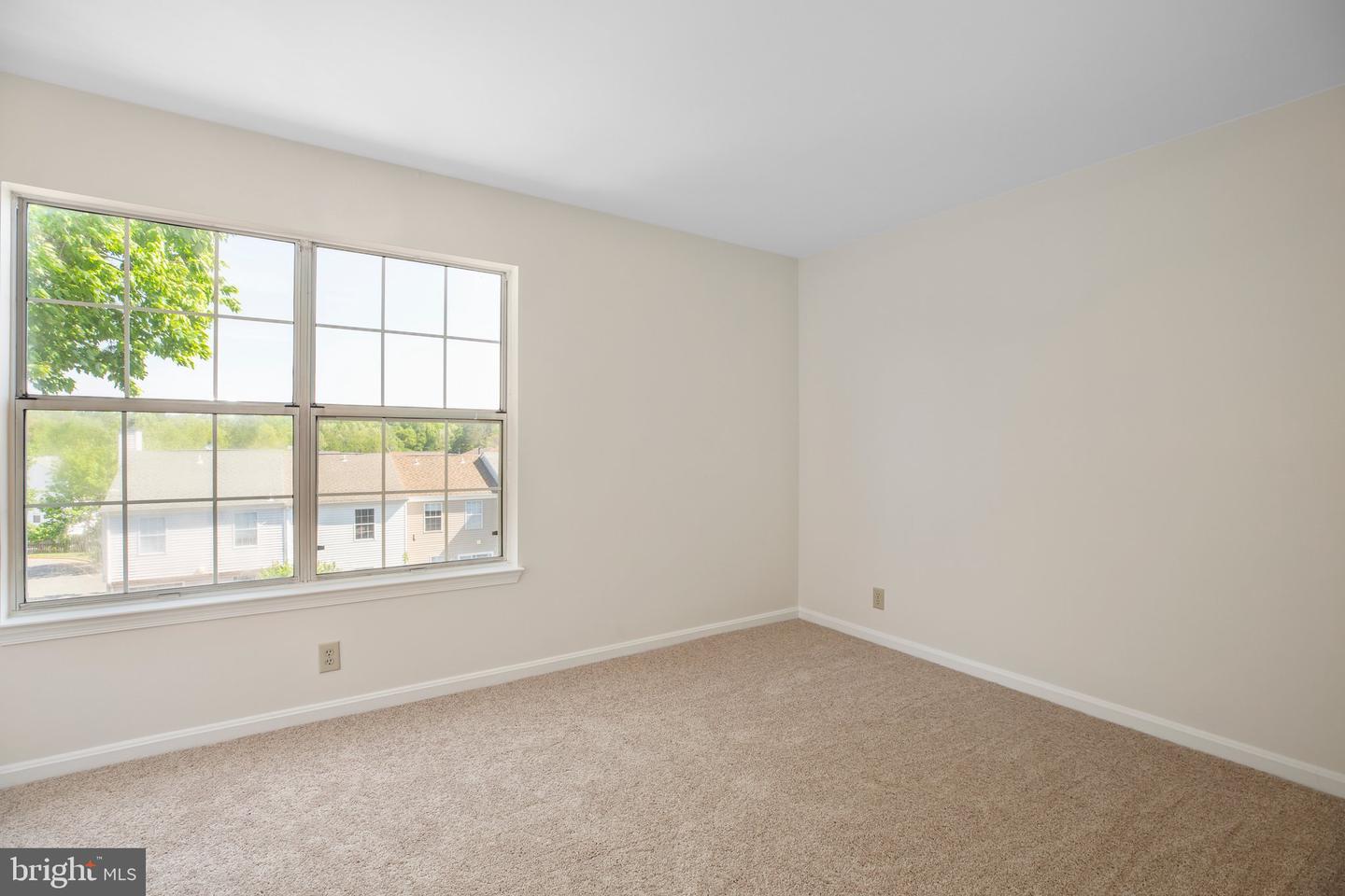 102 PICADILLY LN #201, STAFFORD, Virginia 22556, 2 Bedrooms Bedrooms, ,2 BathroomsBathrooms,Residential,For sale,102 PICADILLY LN #201,VAST2038250 MLS # VAST2038250