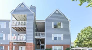 102 PICADILLY LN #201, STAFFORD, Virginia 22556, 2 Bedrooms Bedrooms, ,2 BathroomsBathrooms,Residential,For sale,102 PICADILLY LN #201,VAST2038250 MLS # VAST2038250