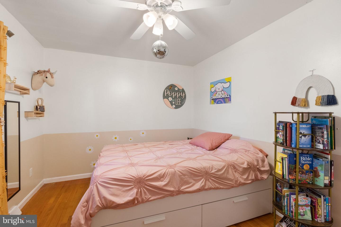 702 SPRING VALLEY DR, FREDERICKSBURG, Virginia 22405, 5 Bedrooms Bedrooms, ,3 BathroomsBathrooms,Residential,For sale,702 SPRING VALLEY DR,VAST2038254 MLS # VAST2038254