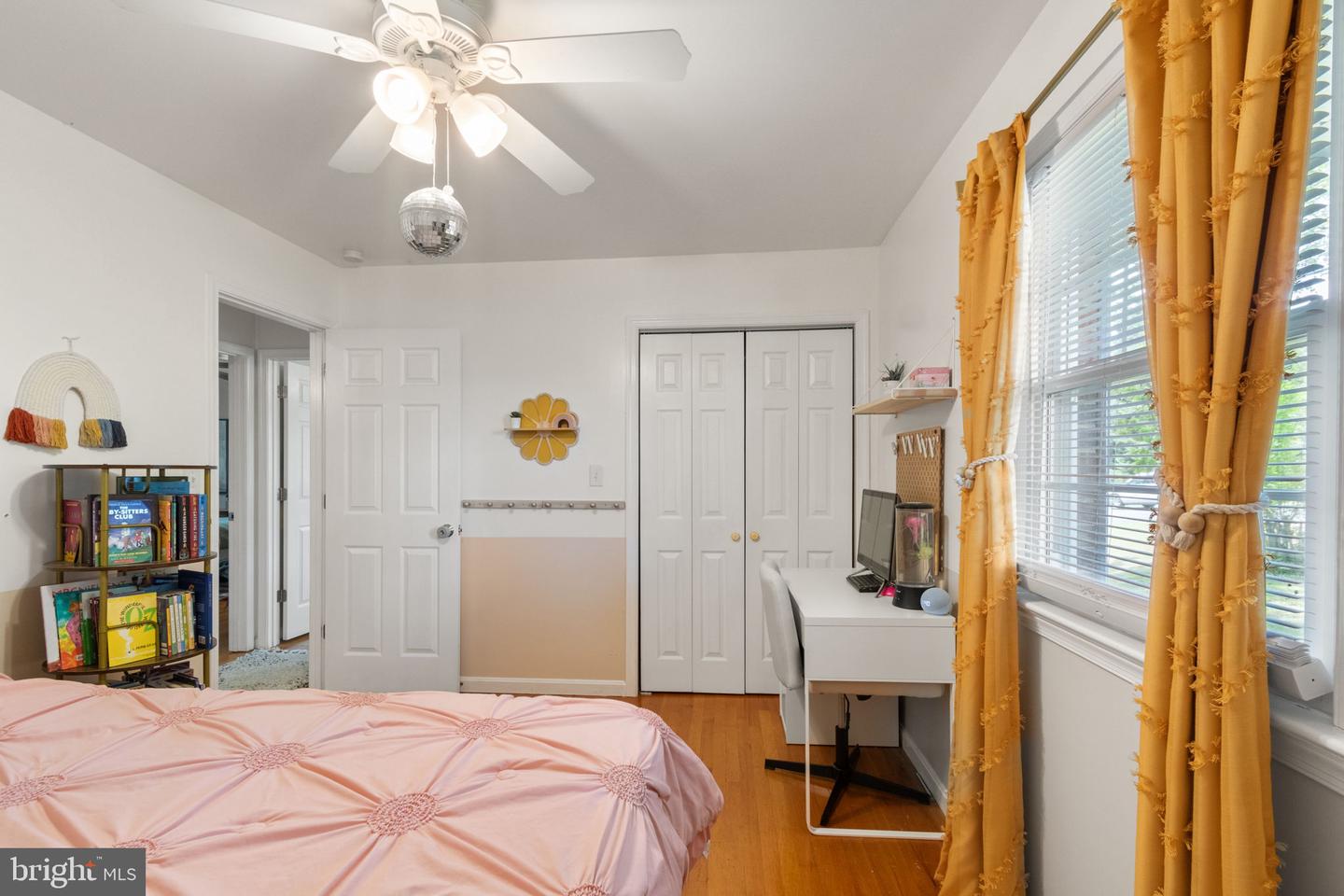 702 SPRING VALLEY DR, FREDERICKSBURG, Virginia 22405, 5 Bedrooms Bedrooms, ,3 BathroomsBathrooms,Residential,For sale,702 SPRING VALLEY DR,VAST2038254 MLS # VAST2038254