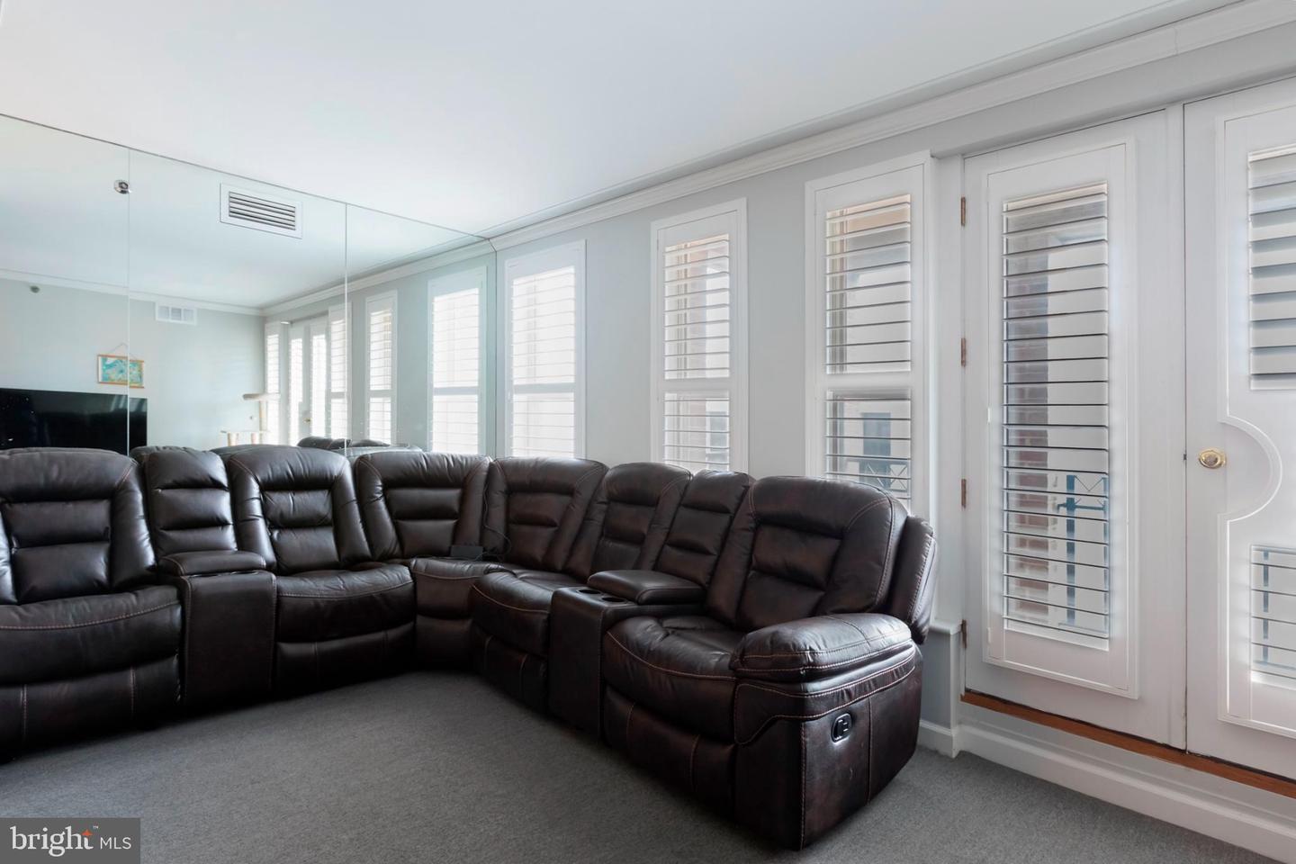 601 PENNSYLVANIA AVE NW #1008N, WASHINGTON, District Of Columbia 20004, 2 Bedrooms Bedrooms, ,2 BathroomsBathrooms,Residential,For sale,601 PENNSYLVANIA AVE NW #1008N,DCDC2197884 MLS # DCDC2197884