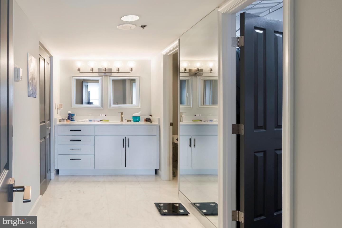 601 PENNSYLVANIA AVE NW #1008N, WASHINGTON, District Of Columbia 20004, 2 Bedrooms Bedrooms, ,2 BathroomsBathrooms,Residential,For sale,601 PENNSYLVANIA AVE NW #1008N,DCDC2197884 MLS # DCDC2197884