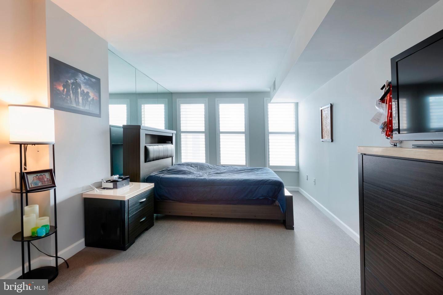 601 PENNSYLVANIA AVE NW #1008N, WASHINGTON, District Of Columbia 20004, 2 Bedrooms Bedrooms, ,2 BathroomsBathrooms,Residential,For sale,601 PENNSYLVANIA AVE NW #1008N,DCDC2197884 MLS # DCDC2197884