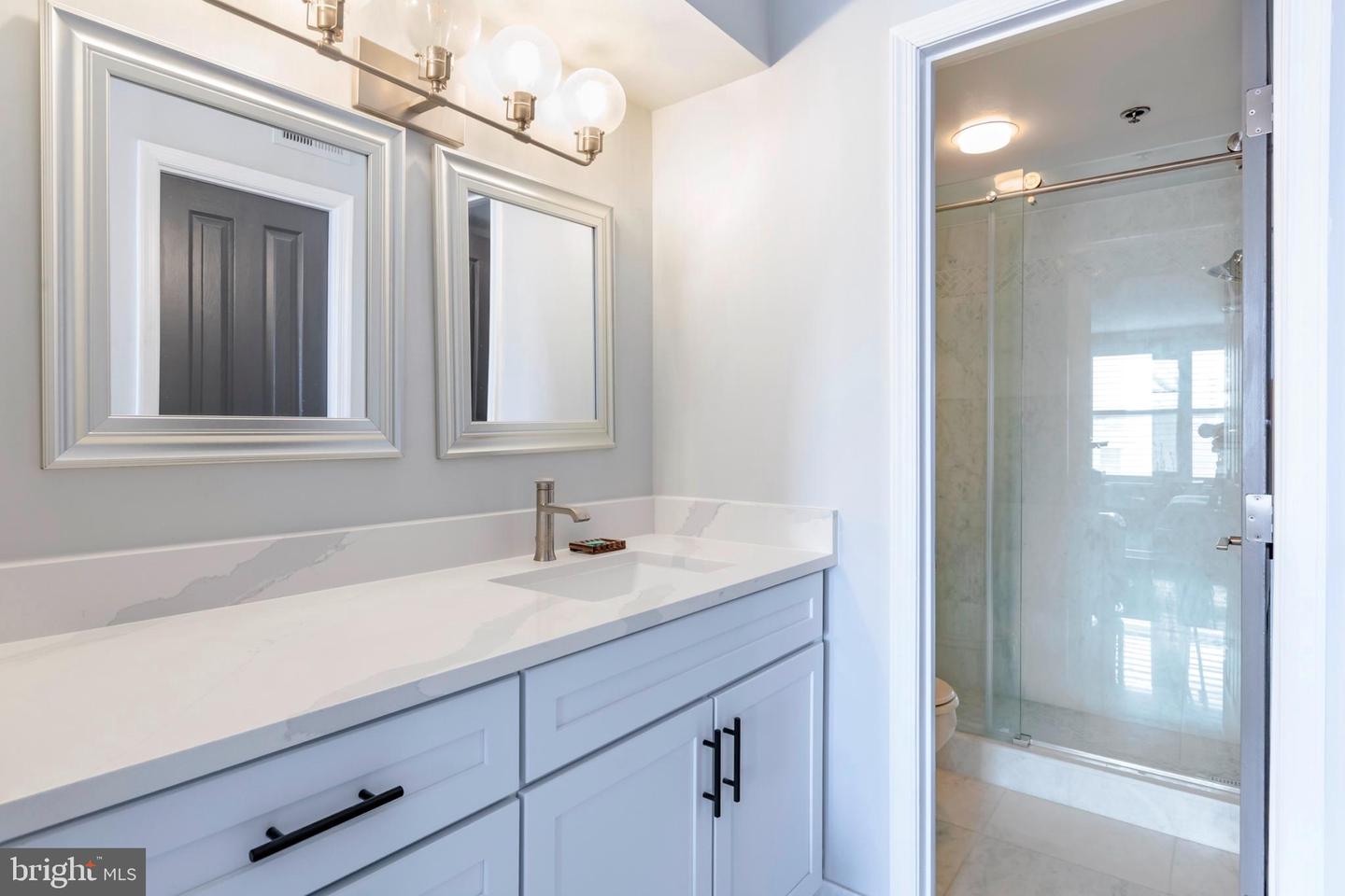 601 PENNSYLVANIA AVE NW #1008N, WASHINGTON, District Of Columbia 20004, 2 Bedrooms Bedrooms, ,2 BathroomsBathrooms,Residential,For sale,601 PENNSYLVANIA AVE NW #1008N,DCDC2197884 MLS # DCDC2197884
