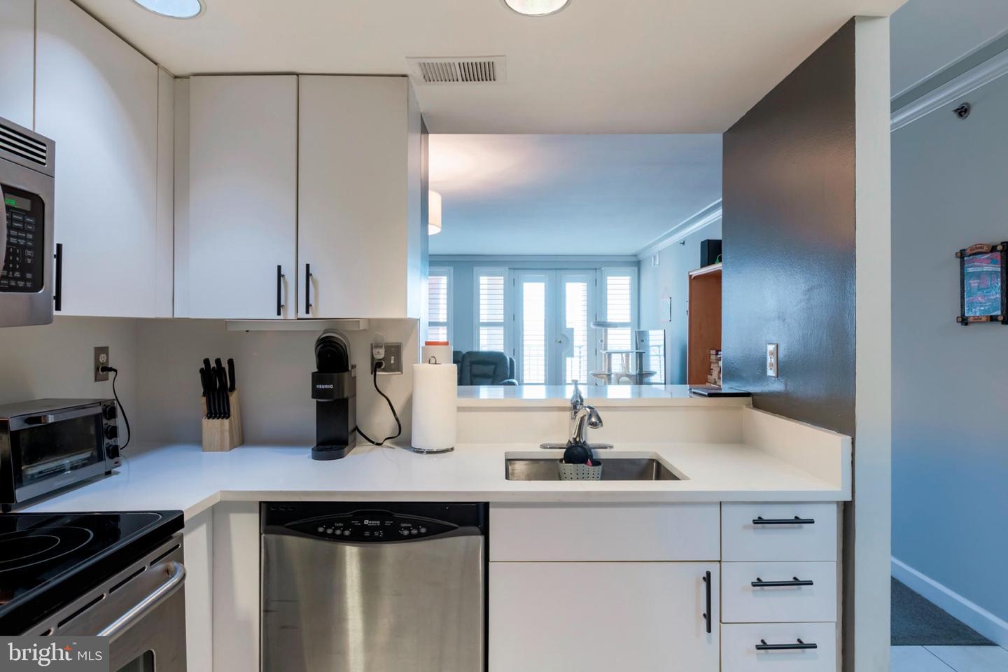601 PENNSYLVANIA AVE NW #1008N, WASHINGTON, District Of Columbia 20004, 2 Bedrooms Bedrooms, ,2 BathroomsBathrooms,Residential,For sale,601 PENNSYLVANIA AVE NW #1008N,DCDC2197884 MLS # DCDC2197884
