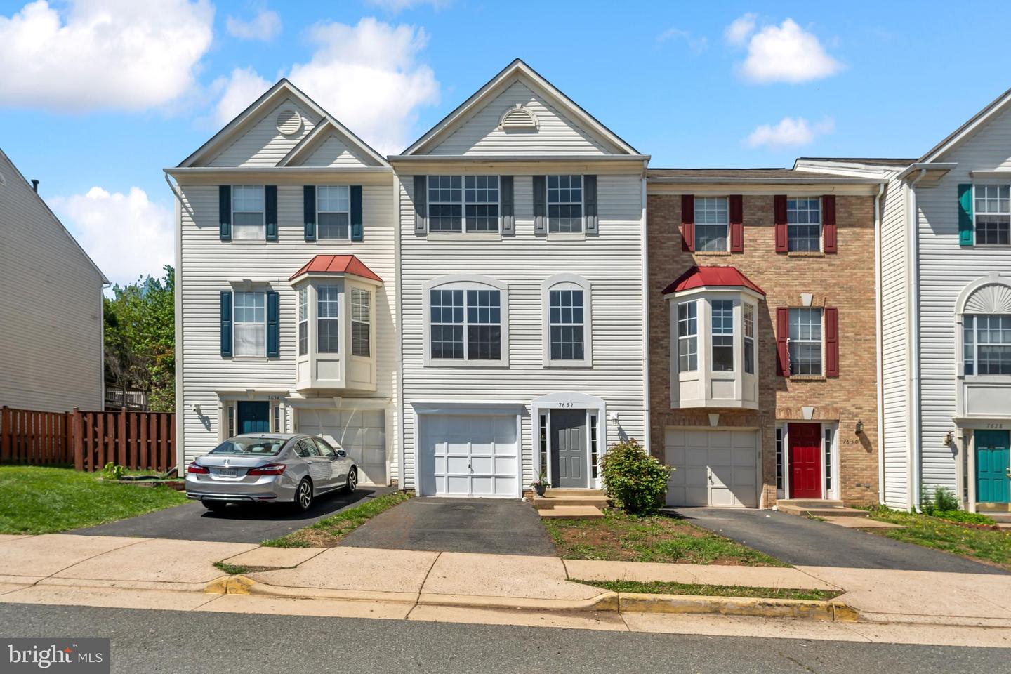 7632 HELMSDALE PL, MANASSAS, Virginia 20109, 3 Bedrooms Bedrooms, ,2 BathroomsBathrooms,Residential,For sale,7632 HELMSDALE PL,VAPW2093362 MLS # VAPW2093362