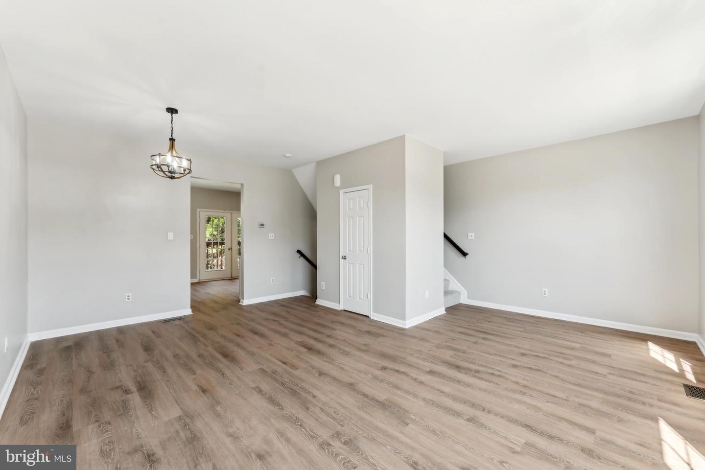 7632 HELMSDALE PL, MANASSAS, Virginia 20109, 3 Bedrooms Bedrooms, ,2 BathroomsBathrooms,Residential,For sale,7632 HELMSDALE PL,VAPW2093362 MLS # VAPW2093362