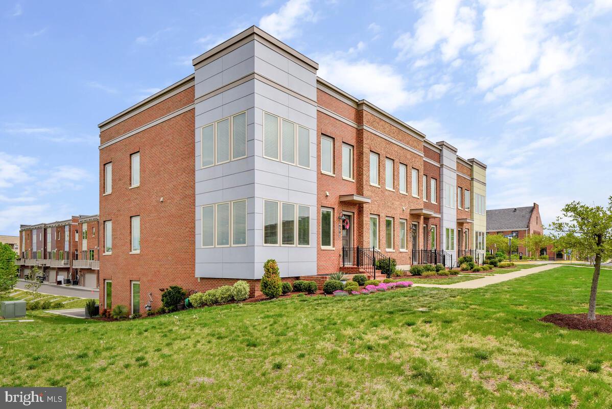 9301 QUADRANGLE ST, LORTON, Virginia 22079, 3 Bedrooms Bedrooms, ,2 BathroomsBathrooms,Residential,For sale,9301 QUADRANGLE ST,VAFX2237032 MLS # VAFX2237032