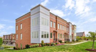 9301 QUADRANGLE ST, LORTON, Virginia 22079, 3 Bedrooms Bedrooms, ,2 BathroomsBathrooms,Residential,For sale,9301 QUADRANGLE ST,VAFX2237032 MLS # VAFX2237032