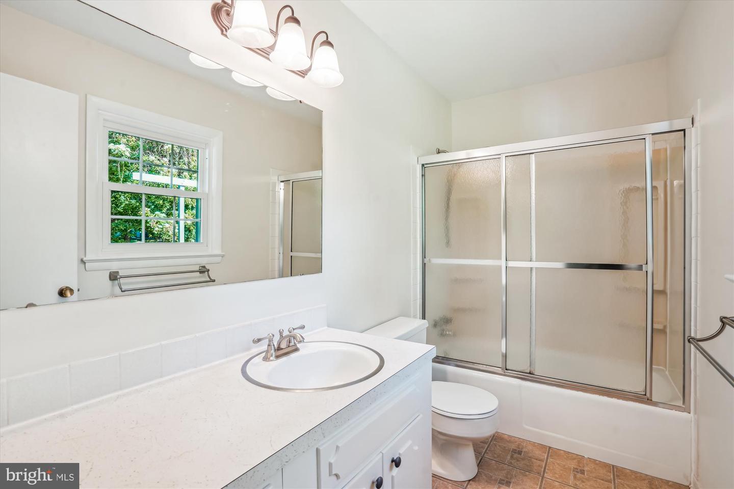 4509 DARTMOOR LN, ALEXANDRIA, Virginia 22310, 4 Bedrooms Bedrooms, ,3 BathroomsBathrooms,Residential,For sale,4509 DARTMOOR LN,VAFX2237044 MLS # VAFX2237044
