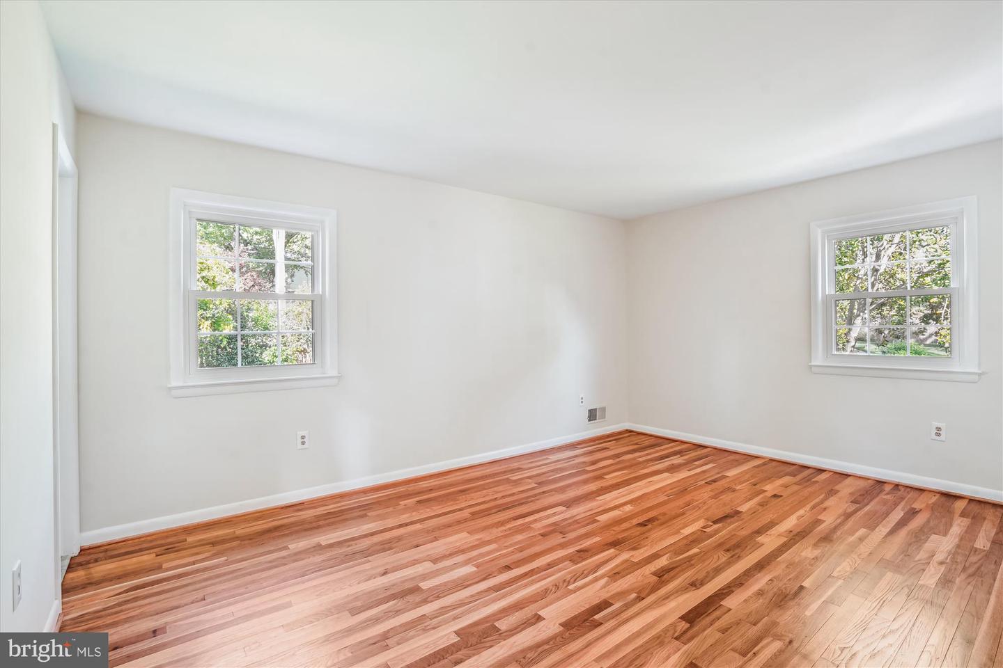 4509 DARTMOOR LN, ALEXANDRIA, Virginia 22310, 4 Bedrooms Bedrooms, ,3 BathroomsBathrooms,Residential,For sale,4509 DARTMOOR LN,VAFX2237044 MLS # VAFX2237044