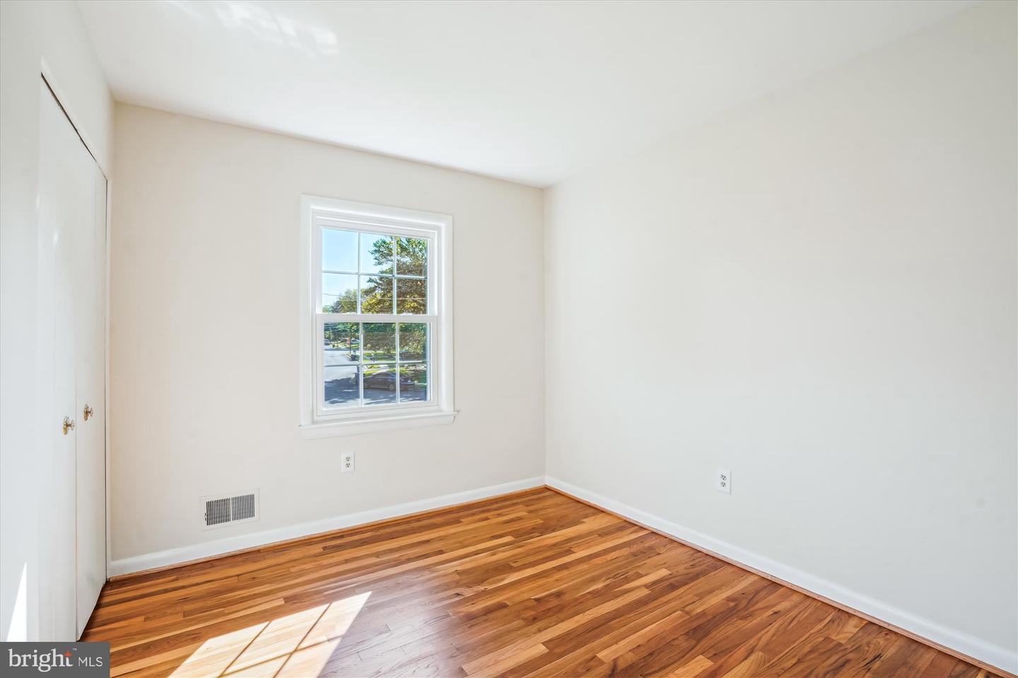 4509 DARTMOOR LN, ALEXANDRIA, Virginia 22310, 4 Bedrooms Bedrooms, ,3 BathroomsBathrooms,Residential,For sale,4509 DARTMOOR LN,VAFX2237044 MLS # VAFX2237044