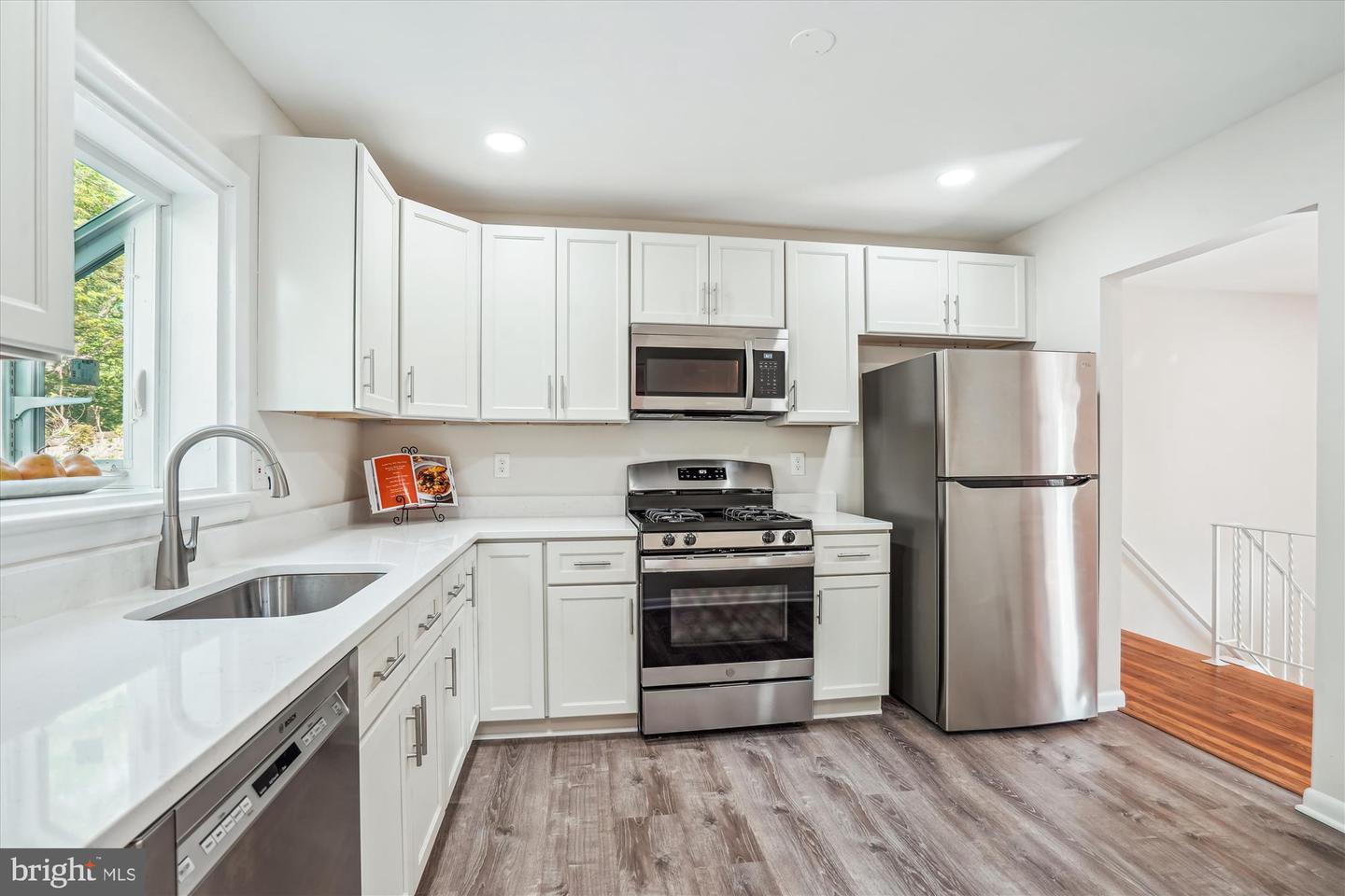 4509 DARTMOOR LN, ALEXANDRIA, Virginia 22310, 4 Bedrooms Bedrooms, ,3 BathroomsBathrooms,Residential,For sale,4509 DARTMOOR LN,VAFX2237044 MLS # VAFX2237044