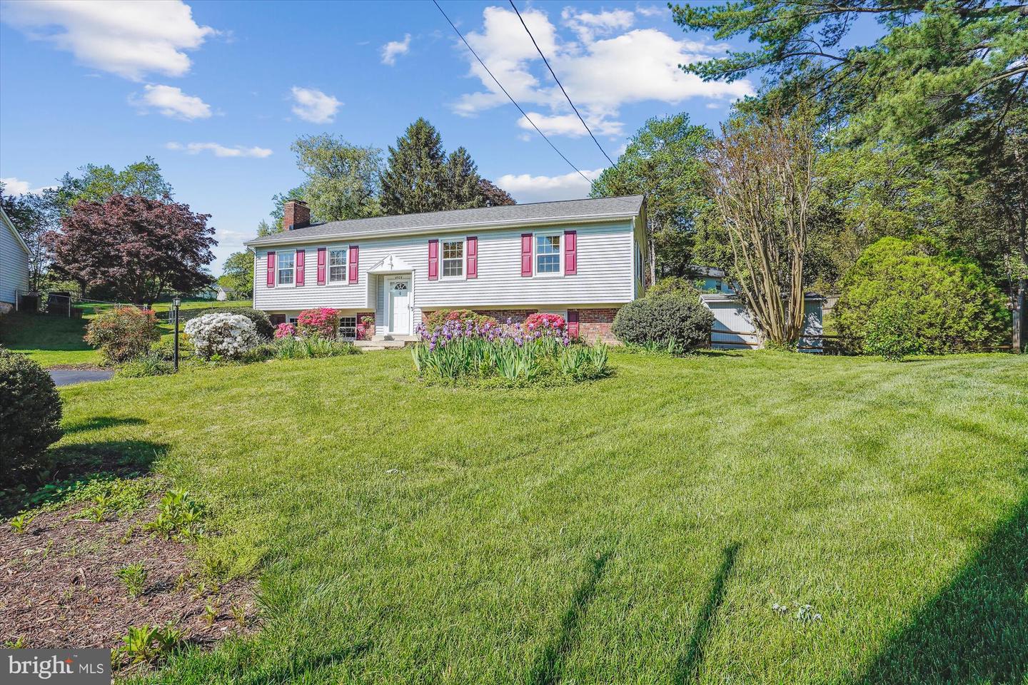 4509 DARTMOOR LN, ALEXANDRIA, Virginia 22310, 4 Bedrooms Bedrooms, ,3 BathroomsBathrooms,Residential,For sale,4509 DARTMOOR LN,VAFX2237044 MLS # VAFX2237044