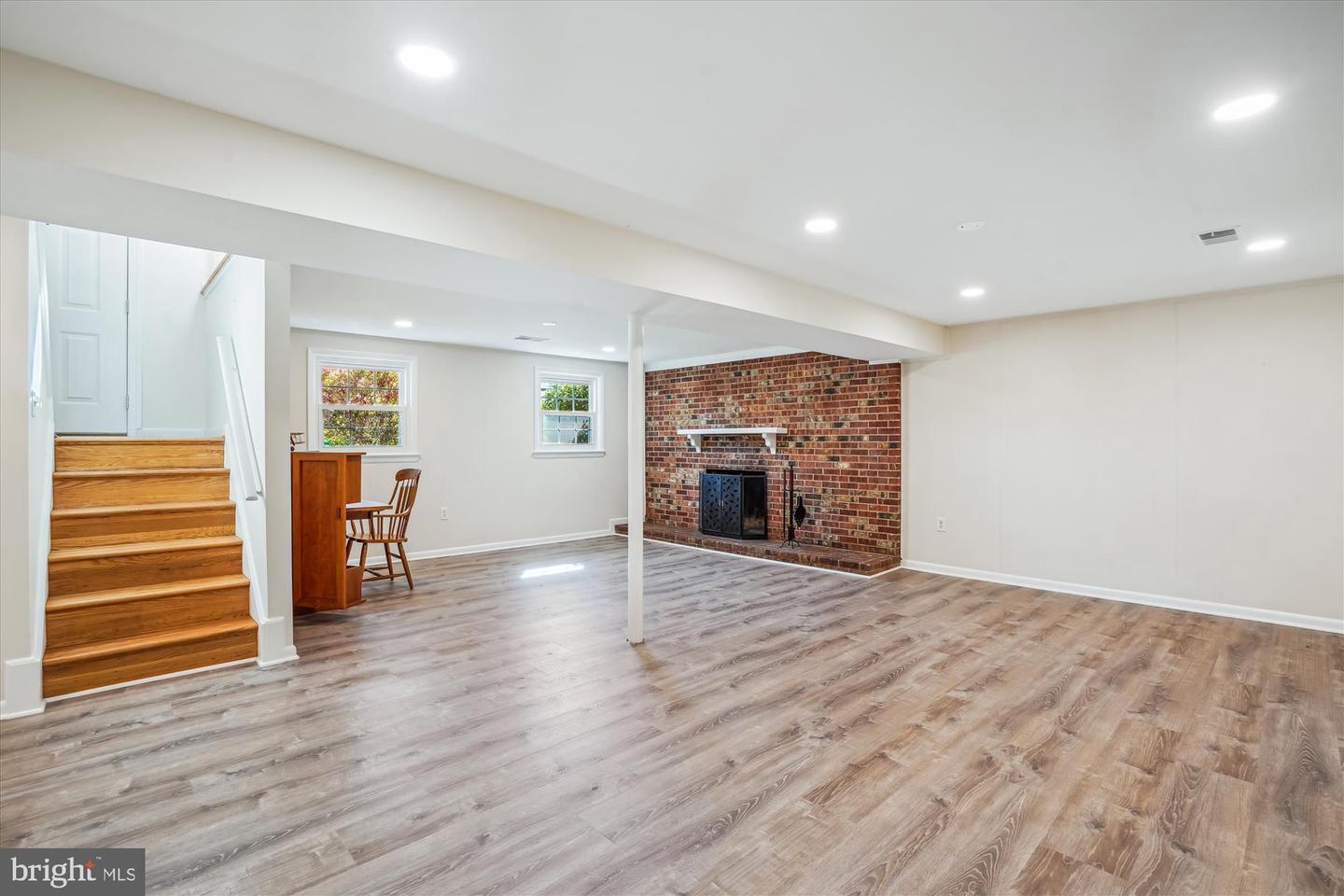 4509 DARTMOOR LN, ALEXANDRIA, Virginia 22310, 4 Bedrooms Bedrooms, ,3 BathroomsBathrooms,Residential,For sale,4509 DARTMOOR LN,VAFX2237044 MLS # VAFX2237044