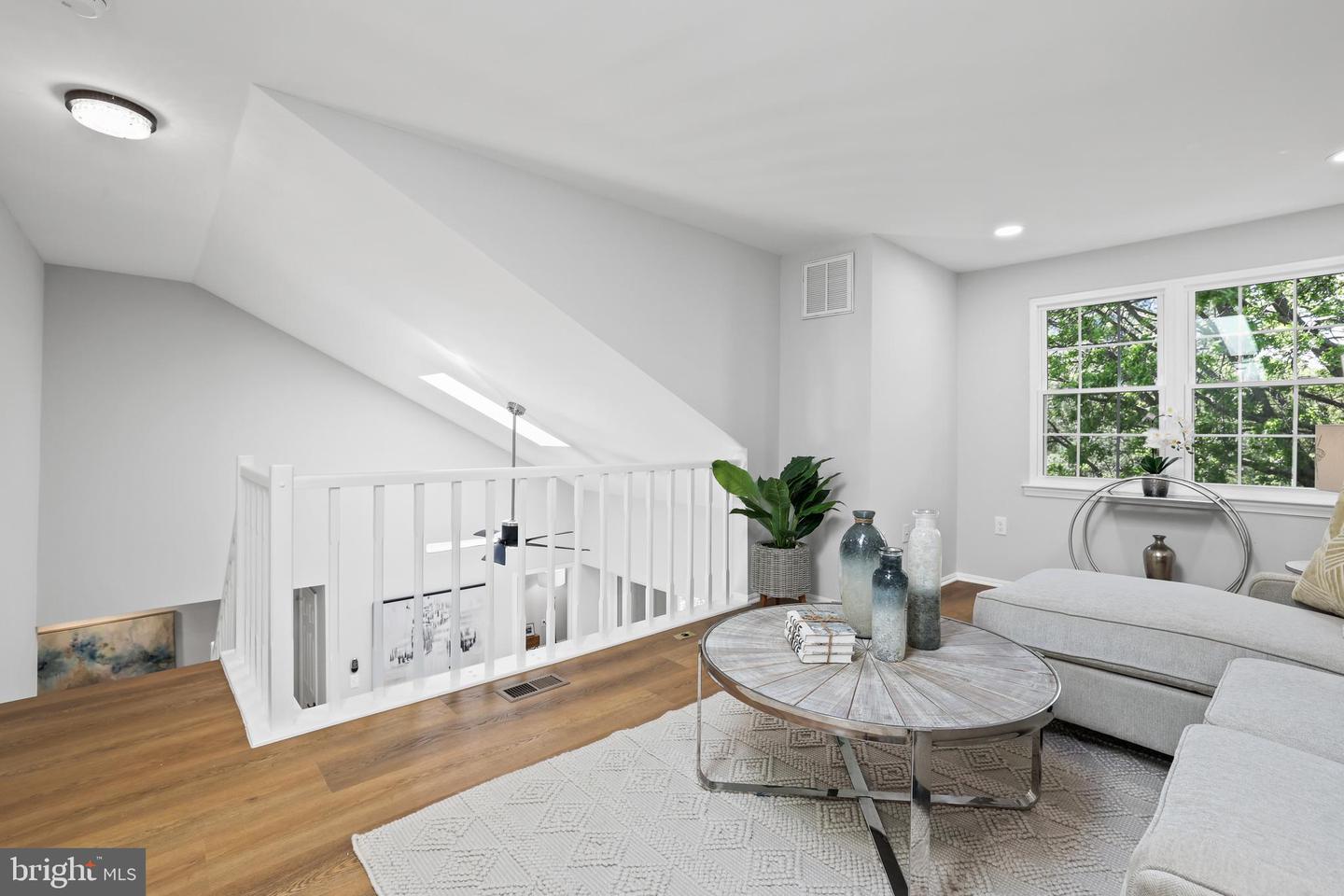 7753 INVERSHAM DR #226, FALLS CHURCH, Virginia 22042, 3 Bedrooms Bedrooms, ,2 BathroomsBathrooms,Residential,For sale,7753 INVERSHAM DR #226,VAFX2237046 MLS # VAFX2237046