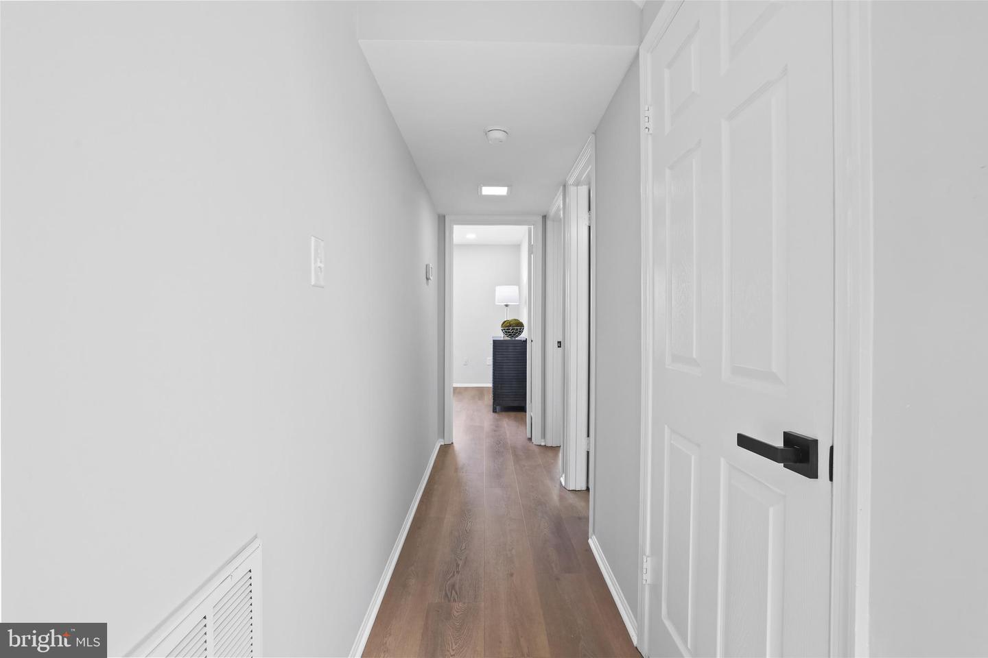 7753 INVERSHAM DR #226, FALLS CHURCH, Virginia 22042, 3 Bedrooms Bedrooms, ,2 BathroomsBathrooms,Residential,For sale,7753 INVERSHAM DR #226,VAFX2237046 MLS # VAFX2237046