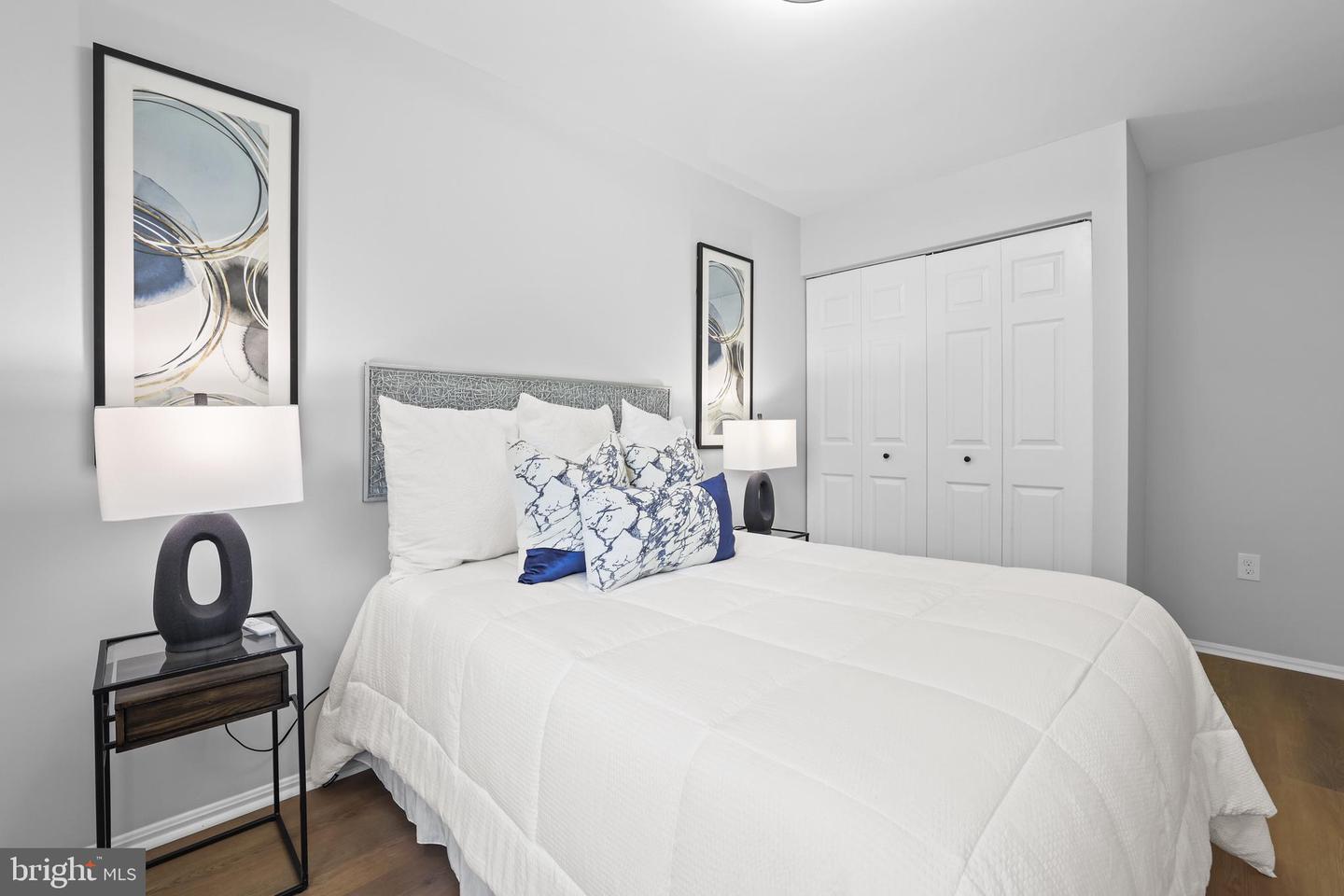 7753 INVERSHAM DR #226, FALLS CHURCH, Virginia 22042, 3 Bedrooms Bedrooms, ,2 BathroomsBathrooms,Residential,For sale,7753 INVERSHAM DR #226,VAFX2237046 MLS # VAFX2237046