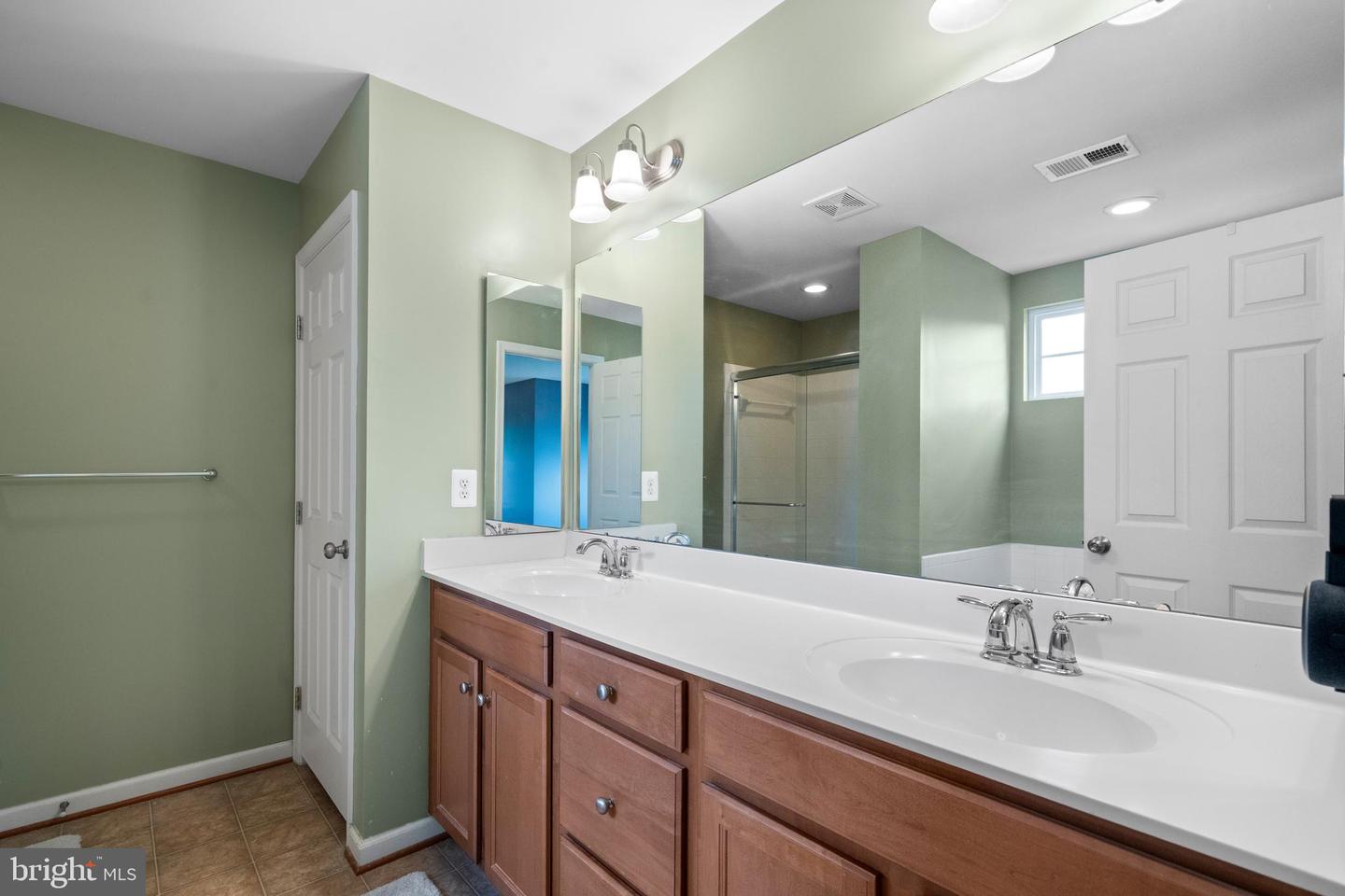 4567 SPRING RUN RD, WARRENTON, Virginia 20187, 4 Bedrooms Bedrooms, ,2 BathroomsBathrooms,Residential,For sale,4567 SPRING RUN RD,VAFQ2016406 MLS # VAFQ2016406