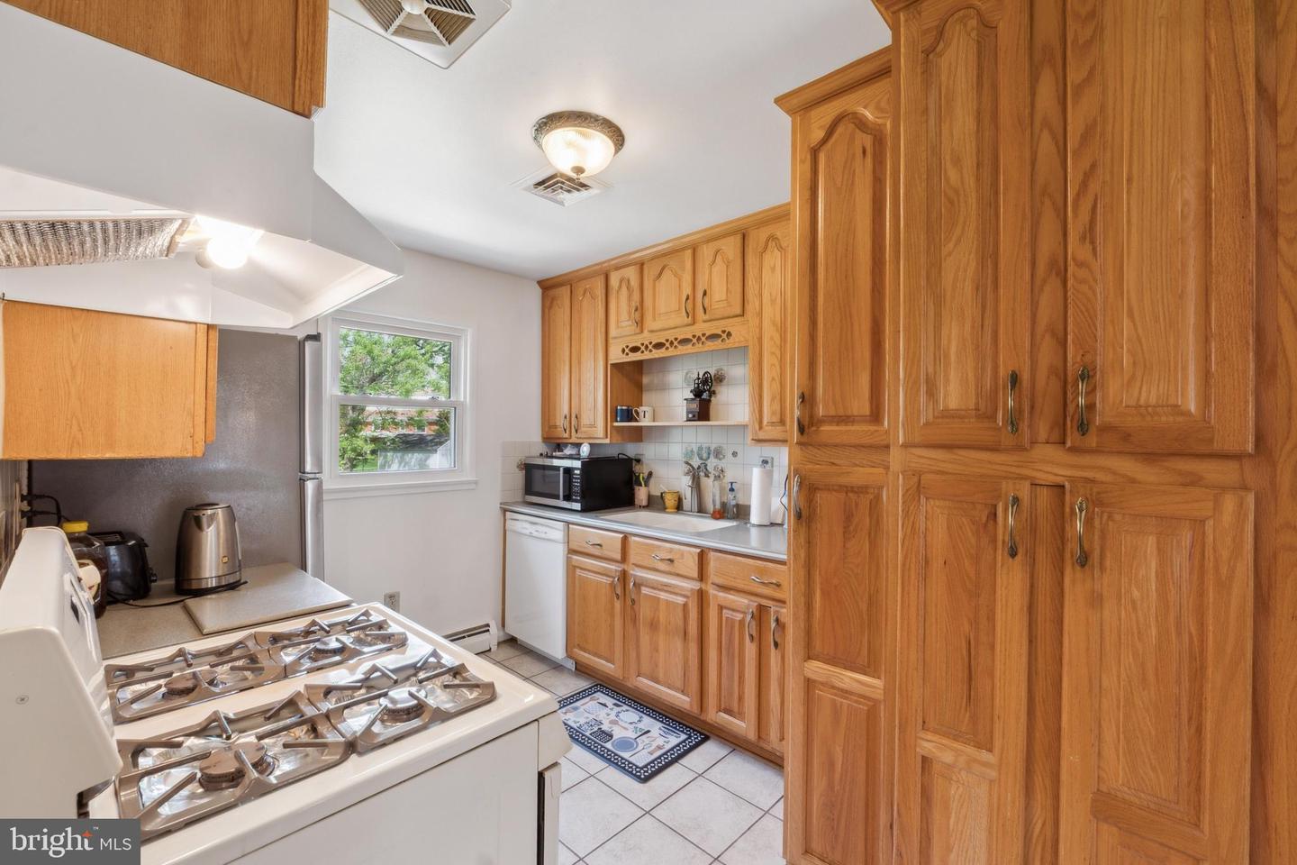 7904 CLIFTON ST, MANASSAS, Virginia 20109, 5 Bedrooms Bedrooms, ,3 BathroomsBathrooms,Residential,For sale,7904 CLIFTON ST,VAPW2093330 MLS # VAPW2093330
