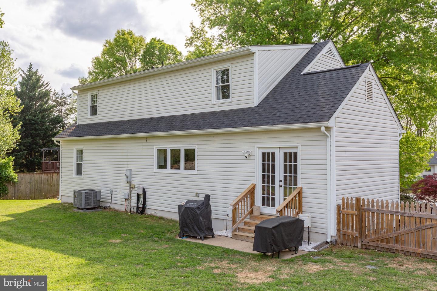 12203 MCCLAIN ST, FREDERICKSBURG, Virginia 22407, 3 Bedrooms Bedrooms, ,2 BathroomsBathrooms,Residential,For sale,12203 MCCLAIN ST,VASP2032644 MLS # VASP2032644