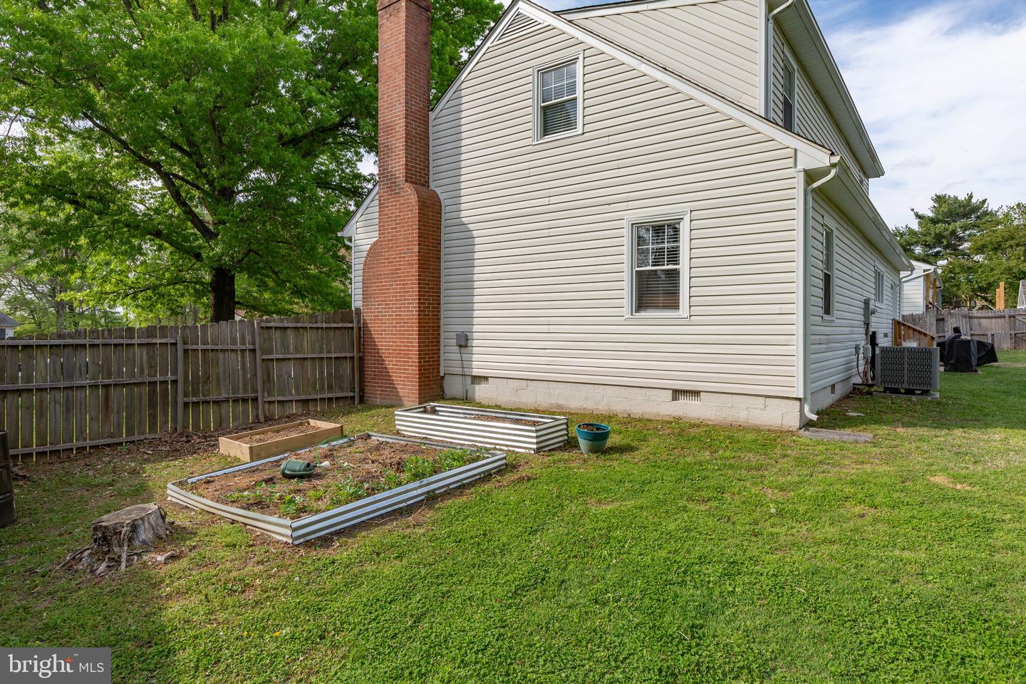 12203 MCCLAIN ST, FREDERICKSBURG, Virginia 22407, 3 Bedrooms Bedrooms, ,2 BathroomsBathrooms,Residential,For sale,12203 MCCLAIN ST,VASP2032644 MLS # VASP2032644