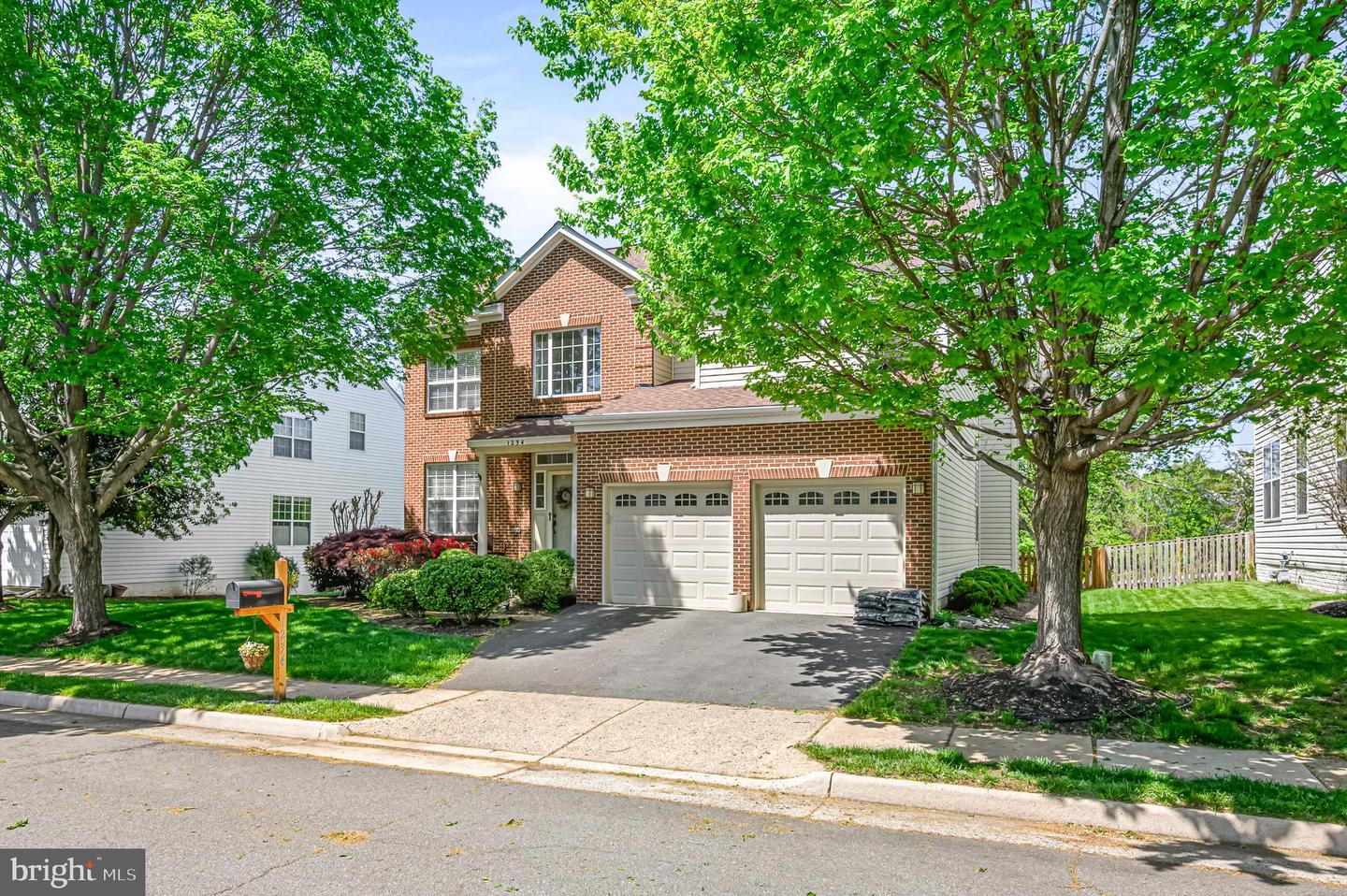 1234 BARKSDALE DR NE, LEESBURG, Virginia 20176, 4 Bedrooms Bedrooms, ,3 BathroomsBathrooms,Residential,For sale,1234 BARKSDALE DR NE,VALO2095028 MLS # VALO2095028