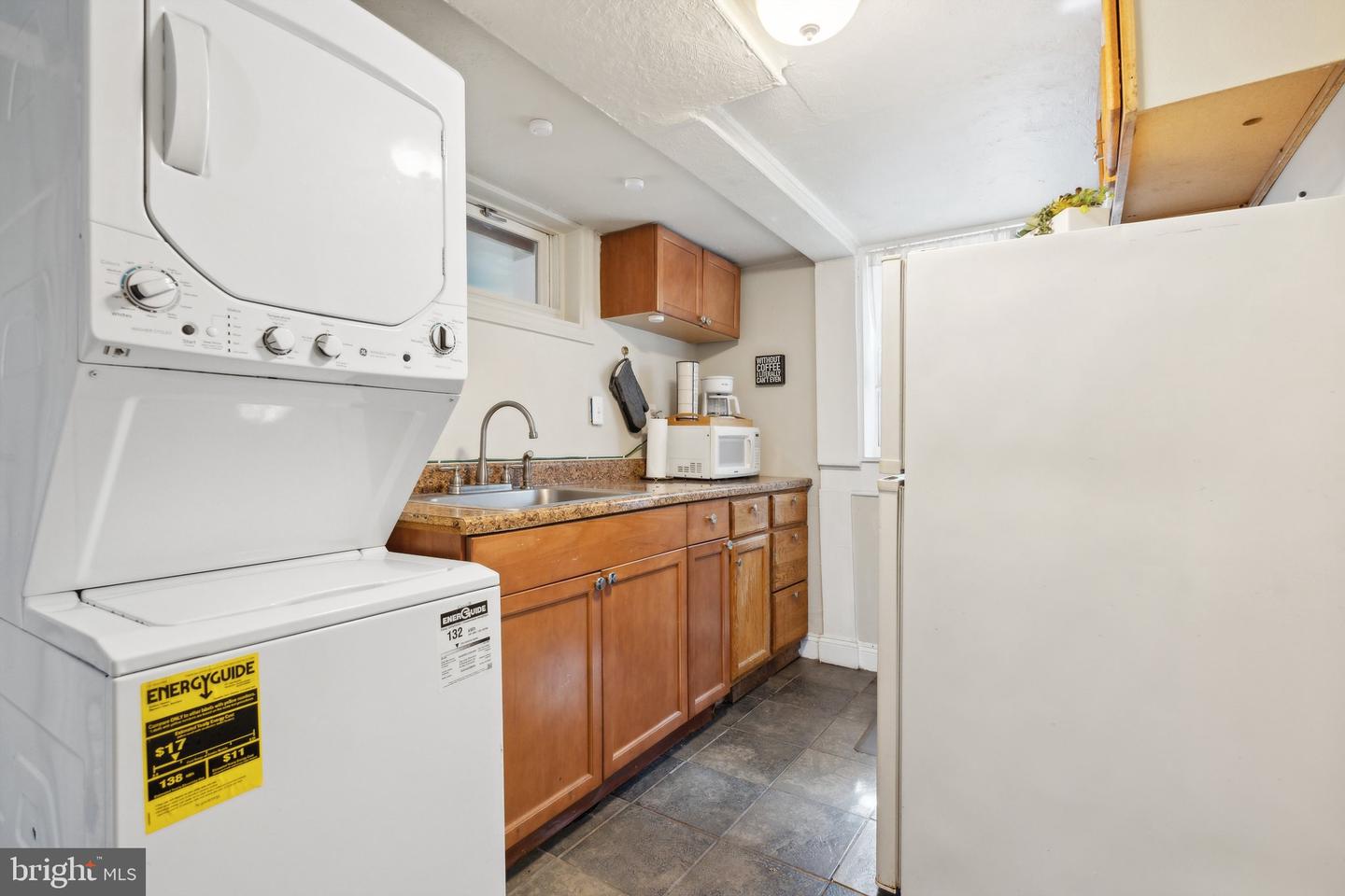 2304 RIVERVIEW TER, ALEXANDRIA, Virginia 22303, 3 Bedrooms Bedrooms, ,3 BathroomsBathrooms,Residential,For sale,2304 RIVERVIEW TER,VAFX2237128 MLS # VAFX2237128