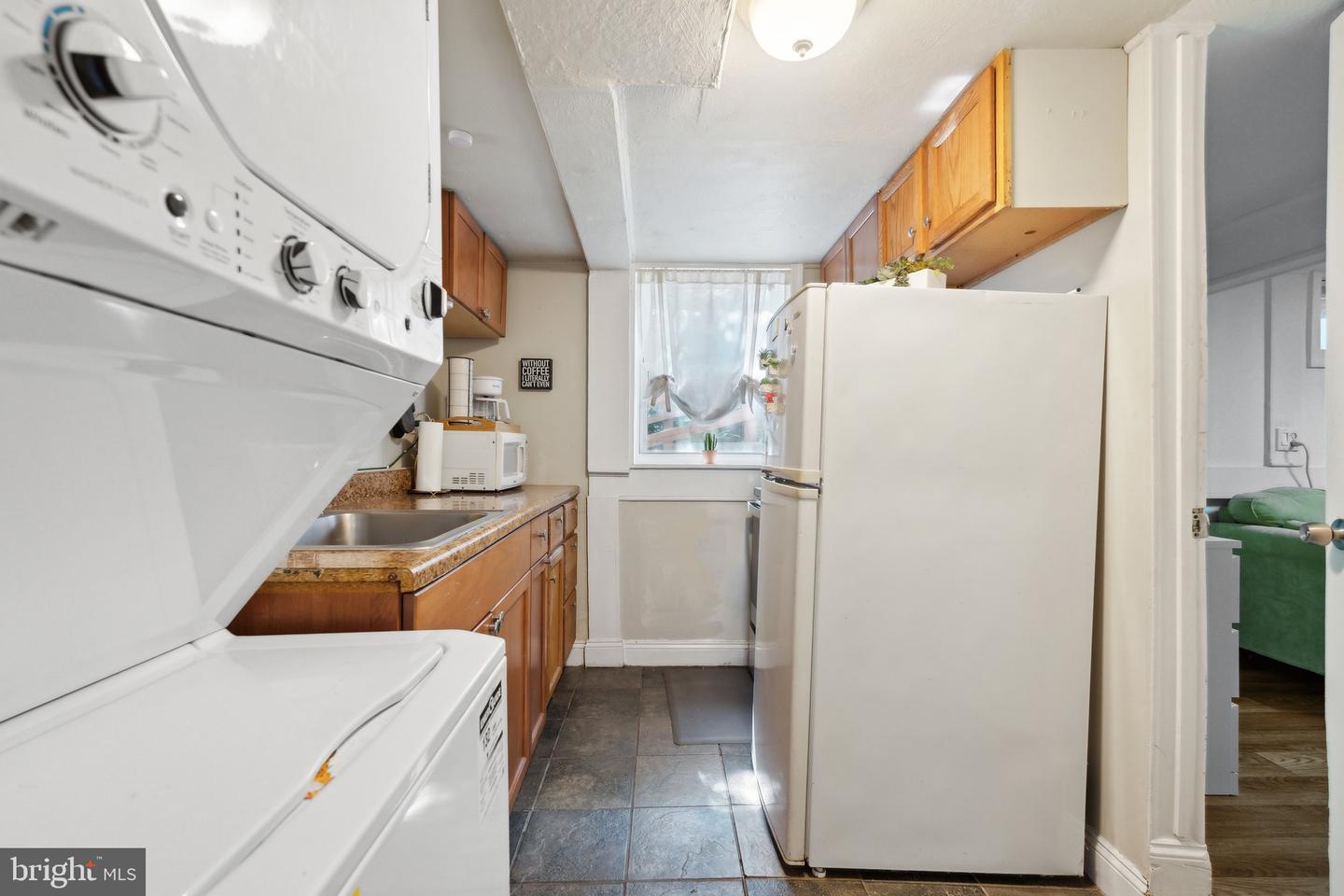 2304 RIVERVIEW TER, ALEXANDRIA, Virginia 22303, 3 Bedrooms Bedrooms, ,3 BathroomsBathrooms,Residential,For sale,2304 RIVERVIEW TER,VAFX2237128 MLS # VAFX2237128
