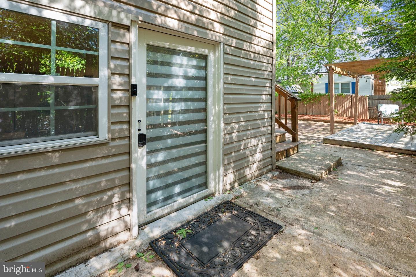 2304 RIVERVIEW TER, ALEXANDRIA, Virginia 22303, 3 Bedrooms Bedrooms, ,3 BathroomsBathrooms,Residential,For sale,2304 RIVERVIEW TER,VAFX2237128 MLS # VAFX2237128