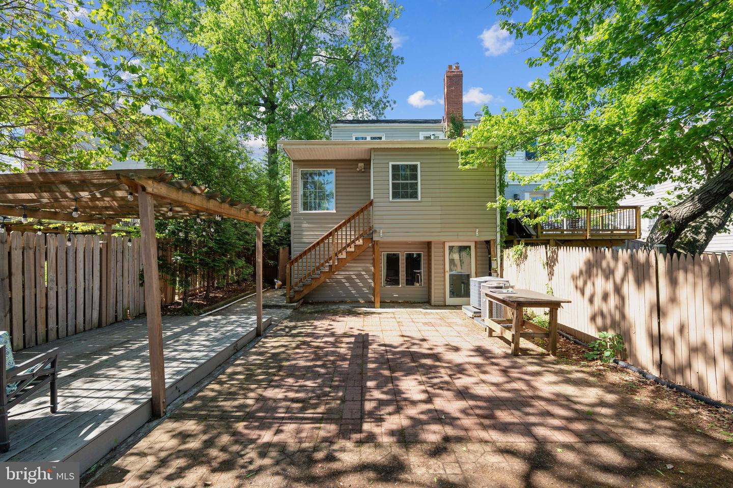 2304 RIVERVIEW TER, ALEXANDRIA, Virginia 22303, 3 Bedrooms Bedrooms, ,3 BathroomsBathrooms,Residential,For sale,2304 RIVERVIEW TER,VAFX2237128 MLS # VAFX2237128