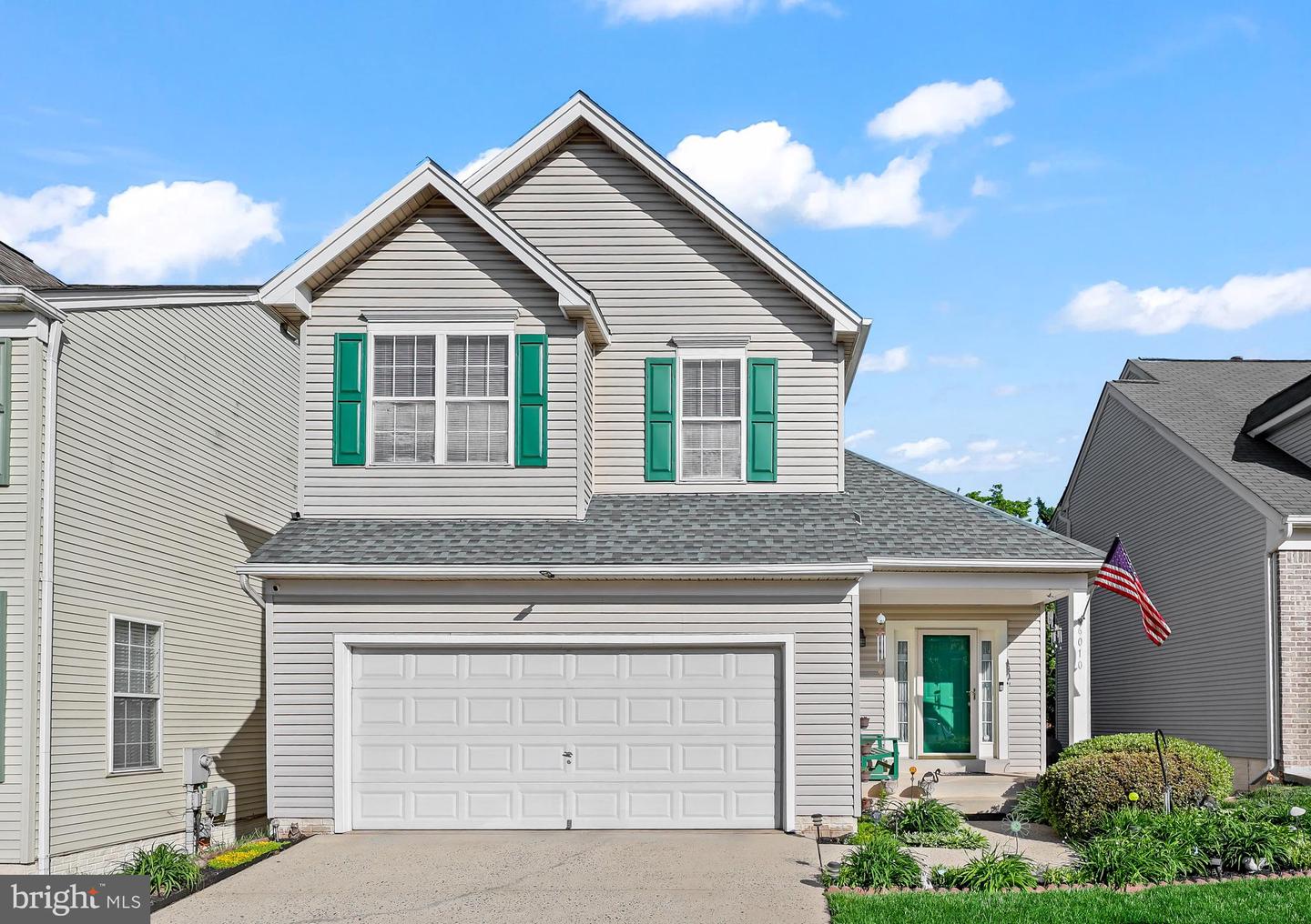 6010 HONNICUT DR, CENTREVILLE, Virginia 20121, 4 Bedrooms Bedrooms, ,3 BathroomsBathrooms,Residential,For sale,6010 HONNICUT DR,VAFX2237138 MLS # VAFX2237138